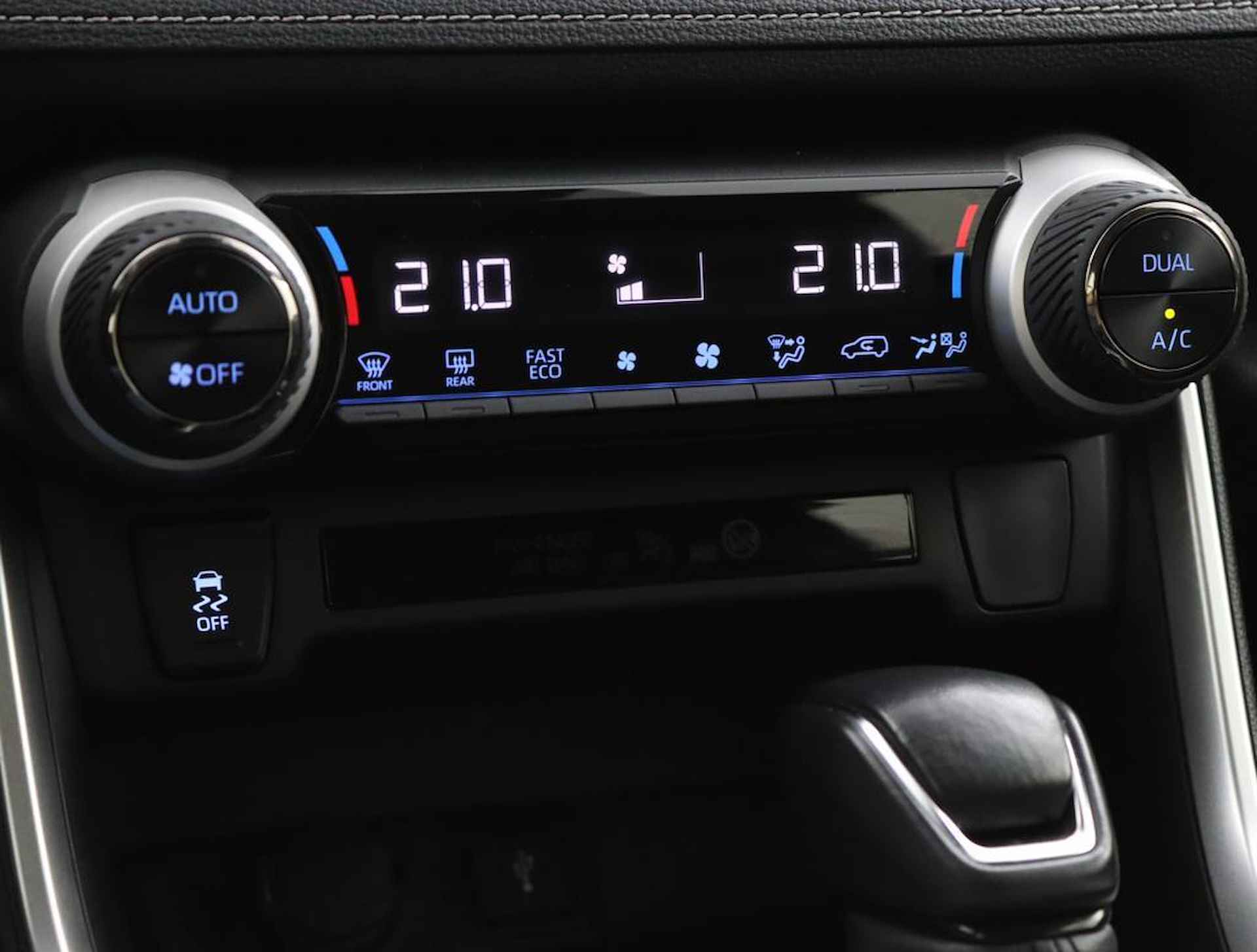Toyota RAV4 2.5 Hybrid Active | Adaptive Cruise Control | Achteruitrijcamera | Navigatie via Apple Carplay Android Auto | - 7/56