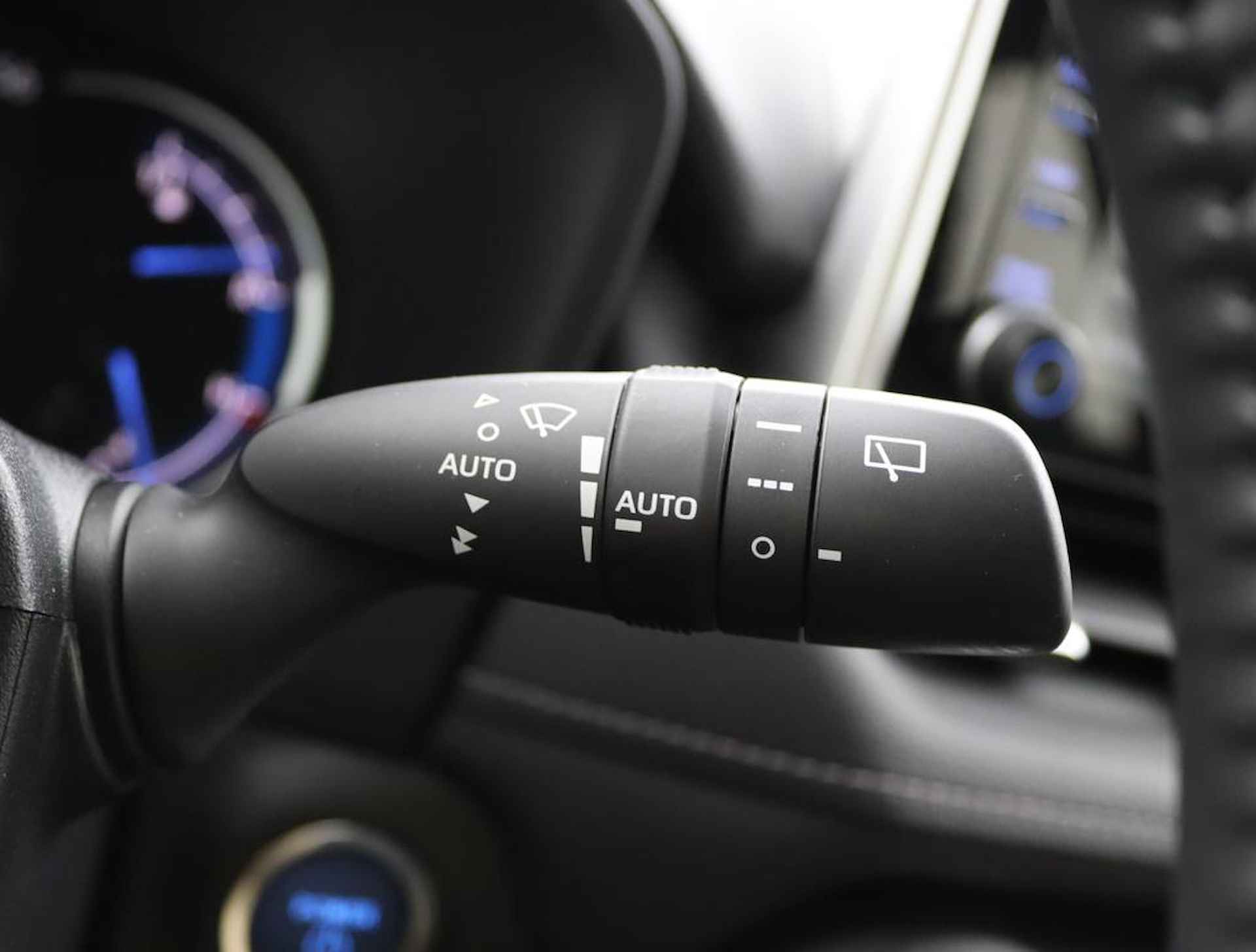 Toyota RAV4 2.5 Hybrid Active | Adaptive Cruise Control | Achteruitrijcamera | Navigatie via Apple Carplay Android Auto | - 30/56