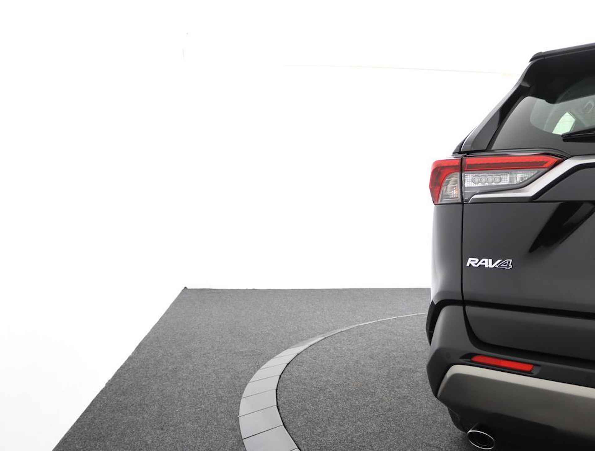 Toyota RAV4 2.5 Hybrid Active | Adaptive Cruise Control | Achteruitrijcamera | Navigatie via Apple Carplay Android Auto | - 37/56