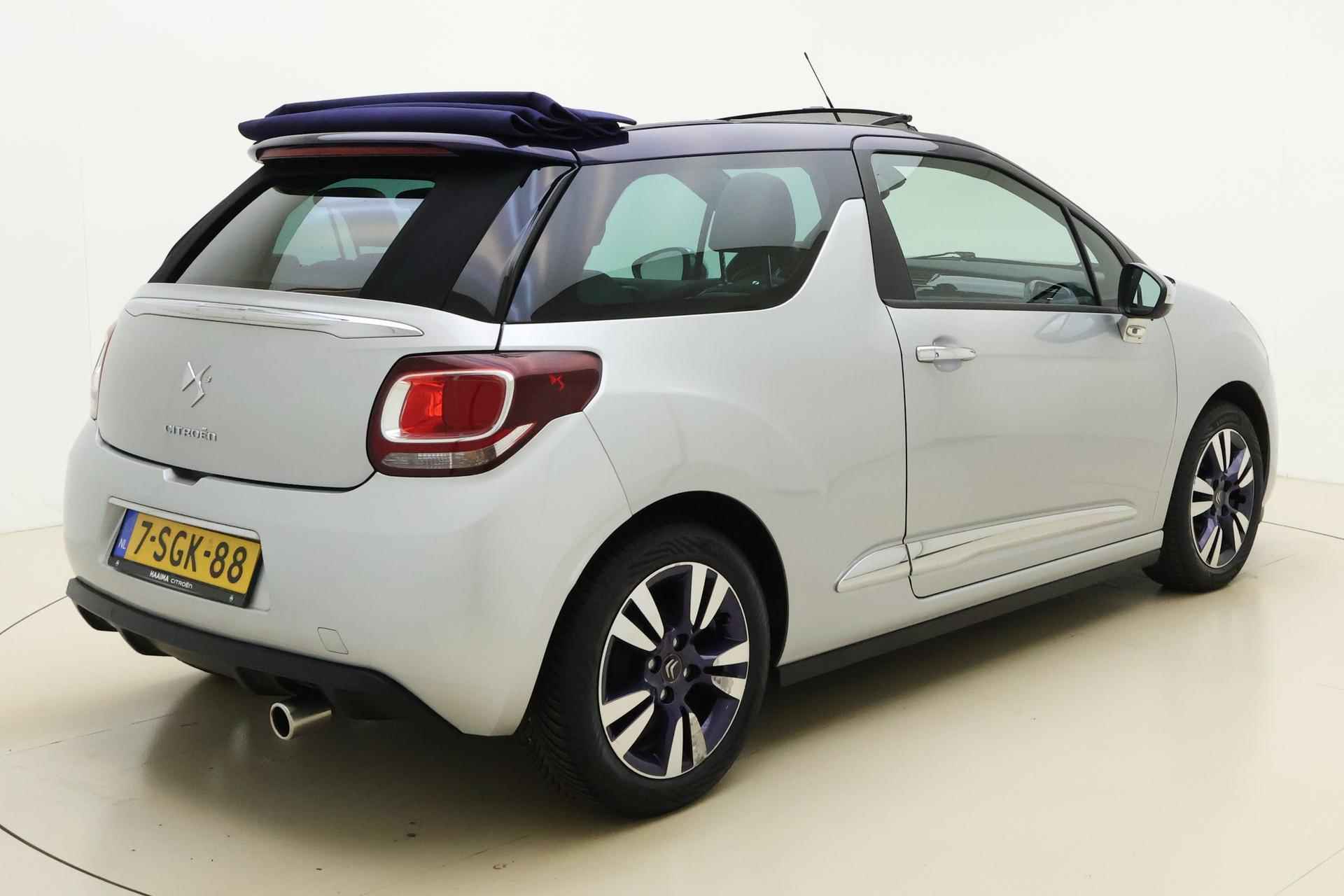 Citroen DS3 Cabrio 1.2 VTi Chic 81pk | Climate Control | Navigatie | 1e Eigenaar | Parkeersensoren Achter | Cruise Control | Bluetooth - 3/32