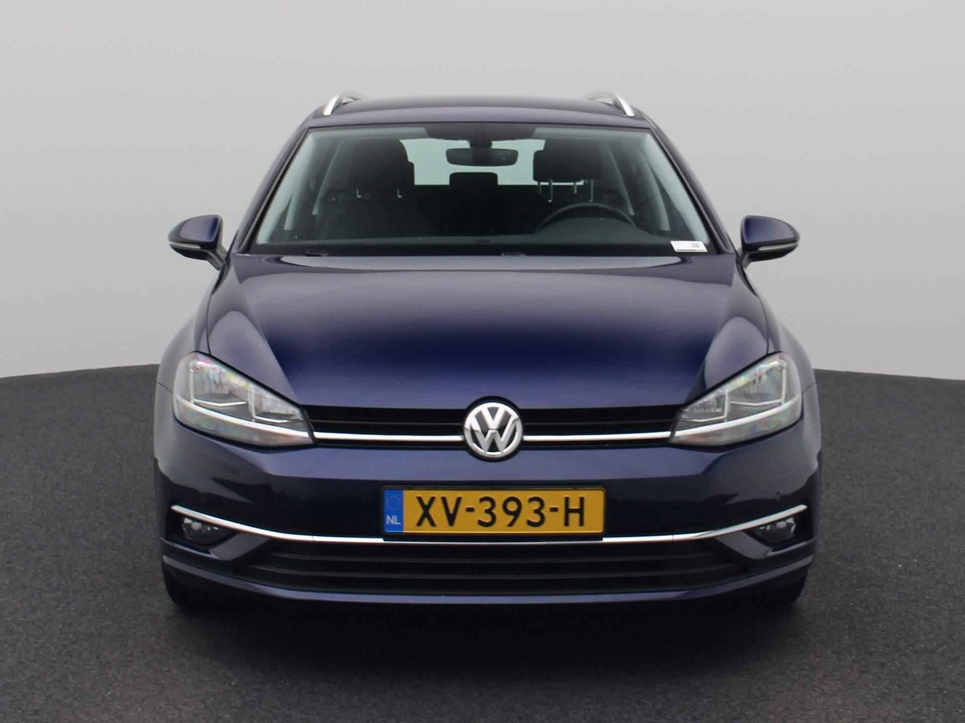 Volkswagen Golf Variant 1.0 TSI Comfortline Business 116 PK DSG | Automaat | Apple Carplay | Android Auto | Ergo-Active Comfort Stoelen | Stoelmassage | Navigatie | Parkeersensoren | Stoelverwarming | DAB Radio | - 4/36