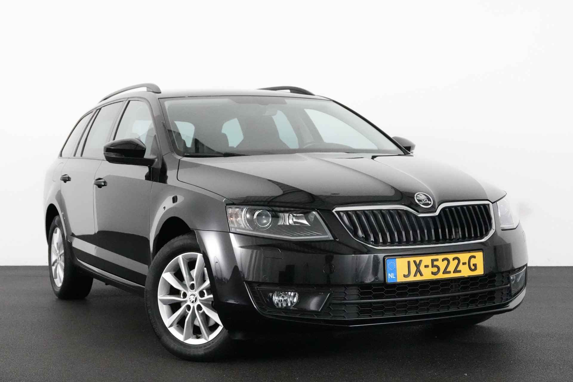 ŠKODA Octavia 1.0 TSI Greentech Business >116pk/Canton/Bi-xenon/Camera/Sportstoelen/Stoelverwarming - 3/31