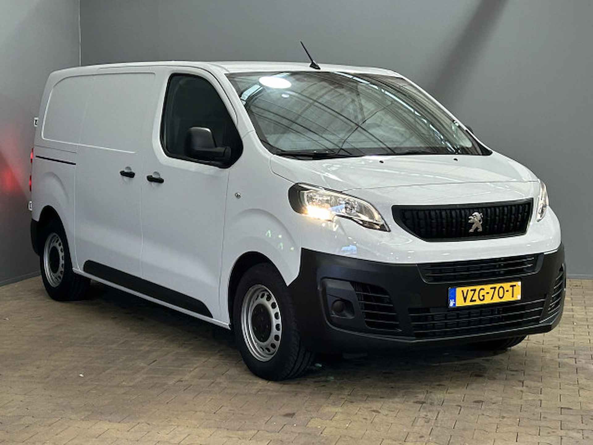 Peugeot Expert 2.0 BlueHDI 145 S&S L2 - 5/16