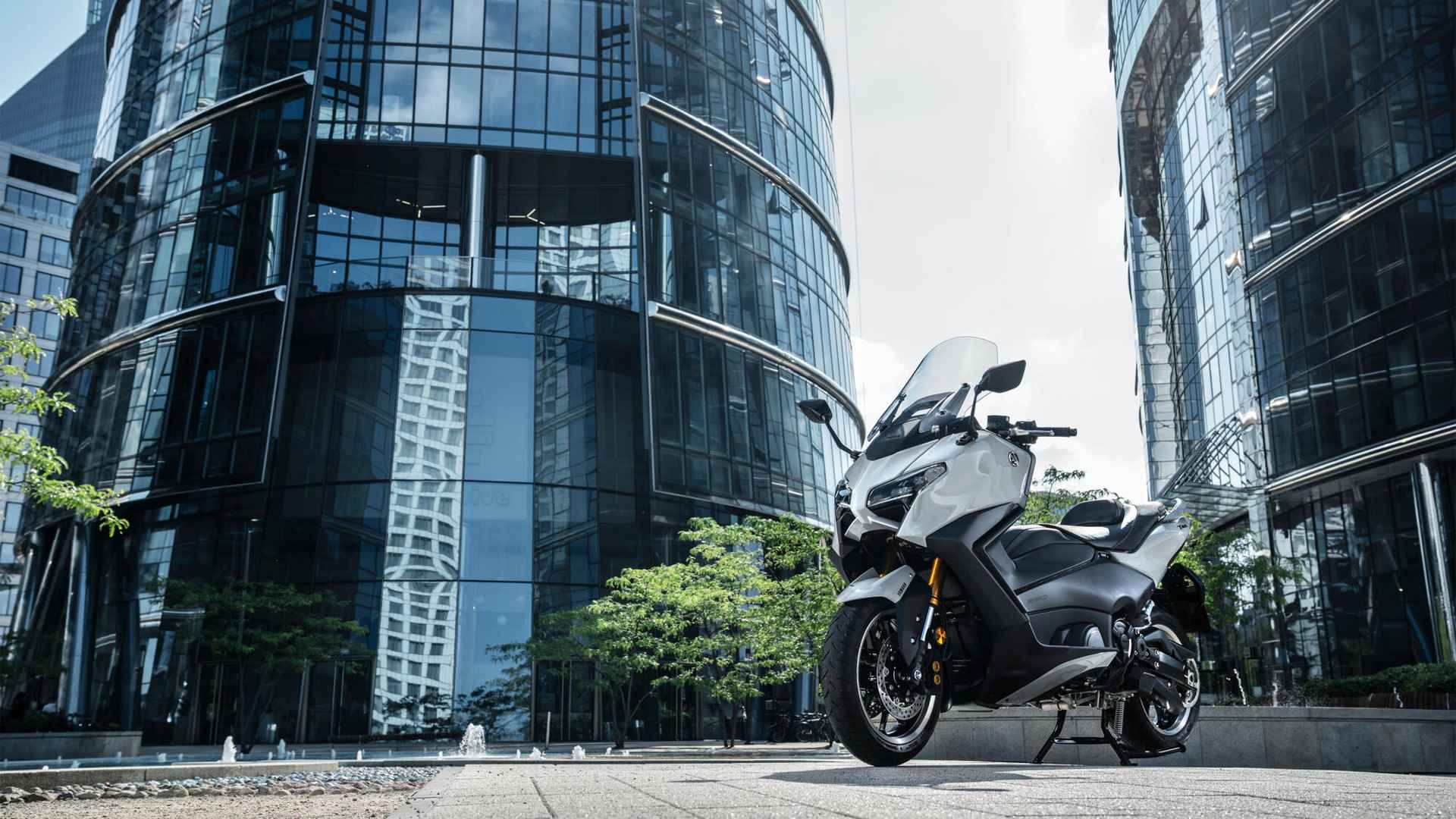 Yamaha TMAX TECH MAX 560 - 9/22