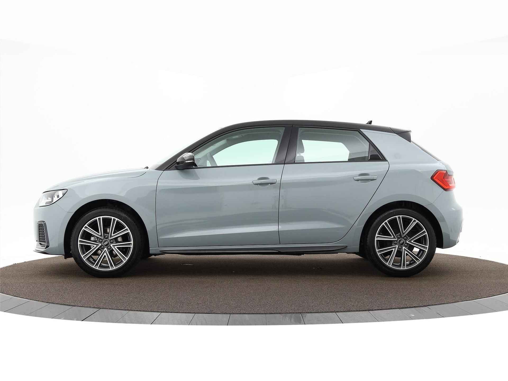 Audi A1 sportback Advanced edition 25 TFSI 95 pk Sportback 5 Audi A1 Sportback 25 TFSI Advanced edition · Adaptive cruise control · Afgevlakt sportstuur · Dak in contrastkleur zwart - 34/40