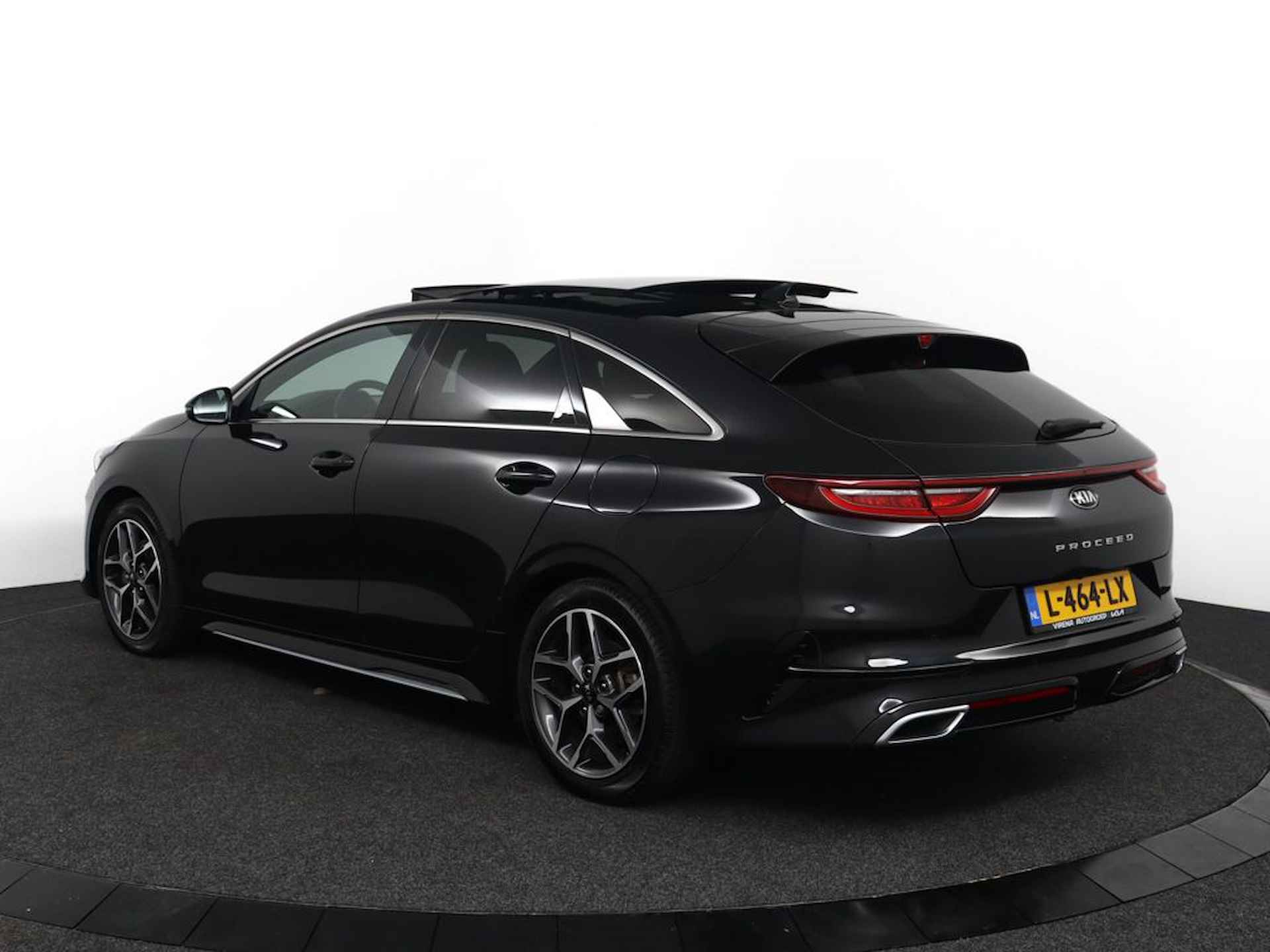 Kia ProCeed 1.5 T-GDI GT-Line Automaat Navigatie - Cruise Control - Apple Carplay/Android Auto - Stoel-/stuurverwarming - Fabrieksgarantie tot 05-2028 - 3/53