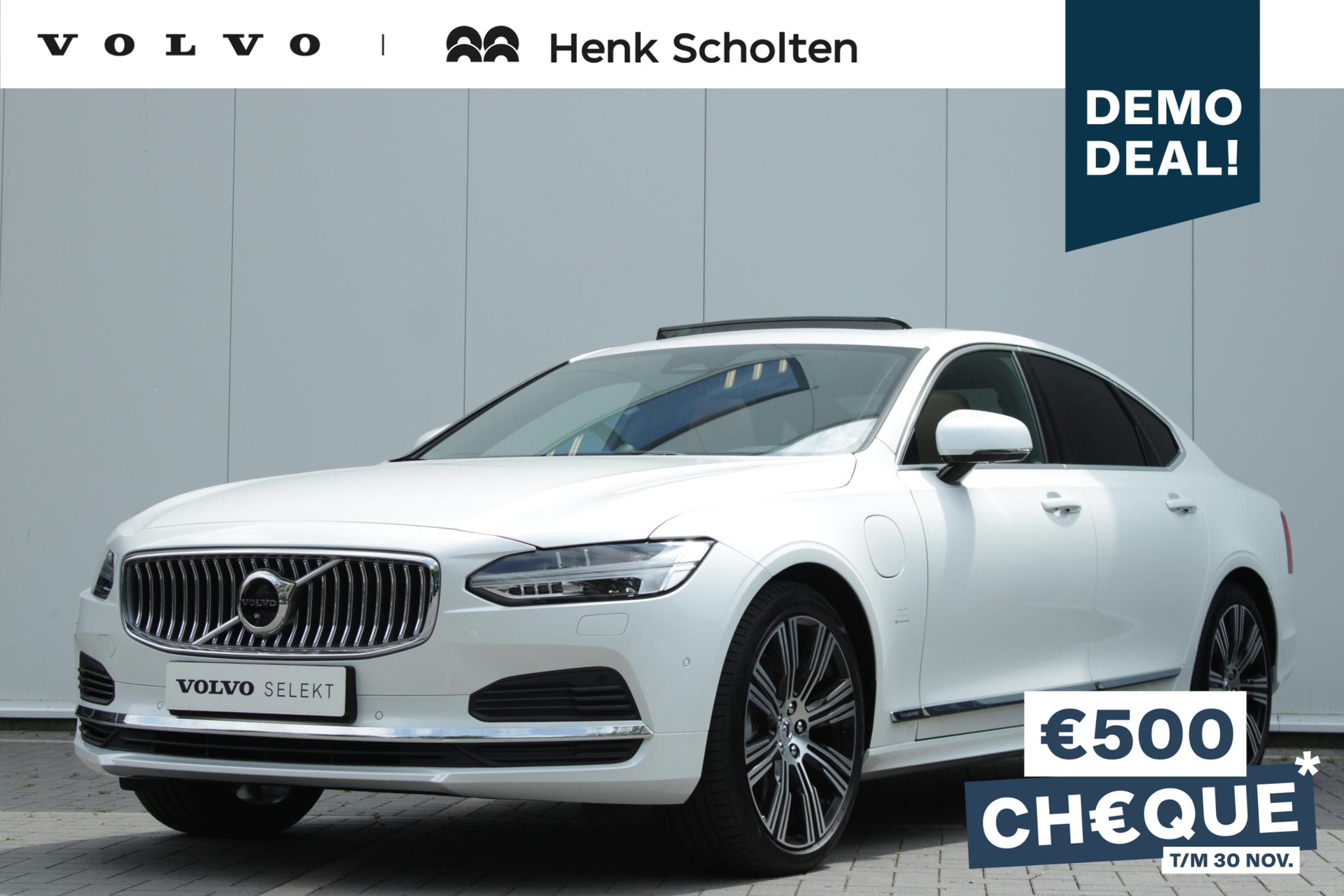 Volvo S90 T8 Recharge AUT8 455PK AWD Ultimate Bright, Nappa leder met stoelventilatie en massagefunctie, Visual Park Assist incl. 360° parkeercamera, Volvo Guard Alarm, Extra getint glas achter, Gelamineerde zijruiten, Bowers & Wilkins High-end geluidssysteem, Luchtvering, 20" lichtmetalen velgen