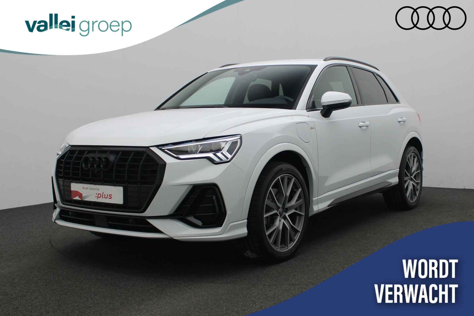 Audi Q3 45 TFSI e 245 pk S-tronic S edition / S-Line | Rondomzicht camera | Stoelverwarming | Navigatie | Adaptive Cruise | Keyless Entry