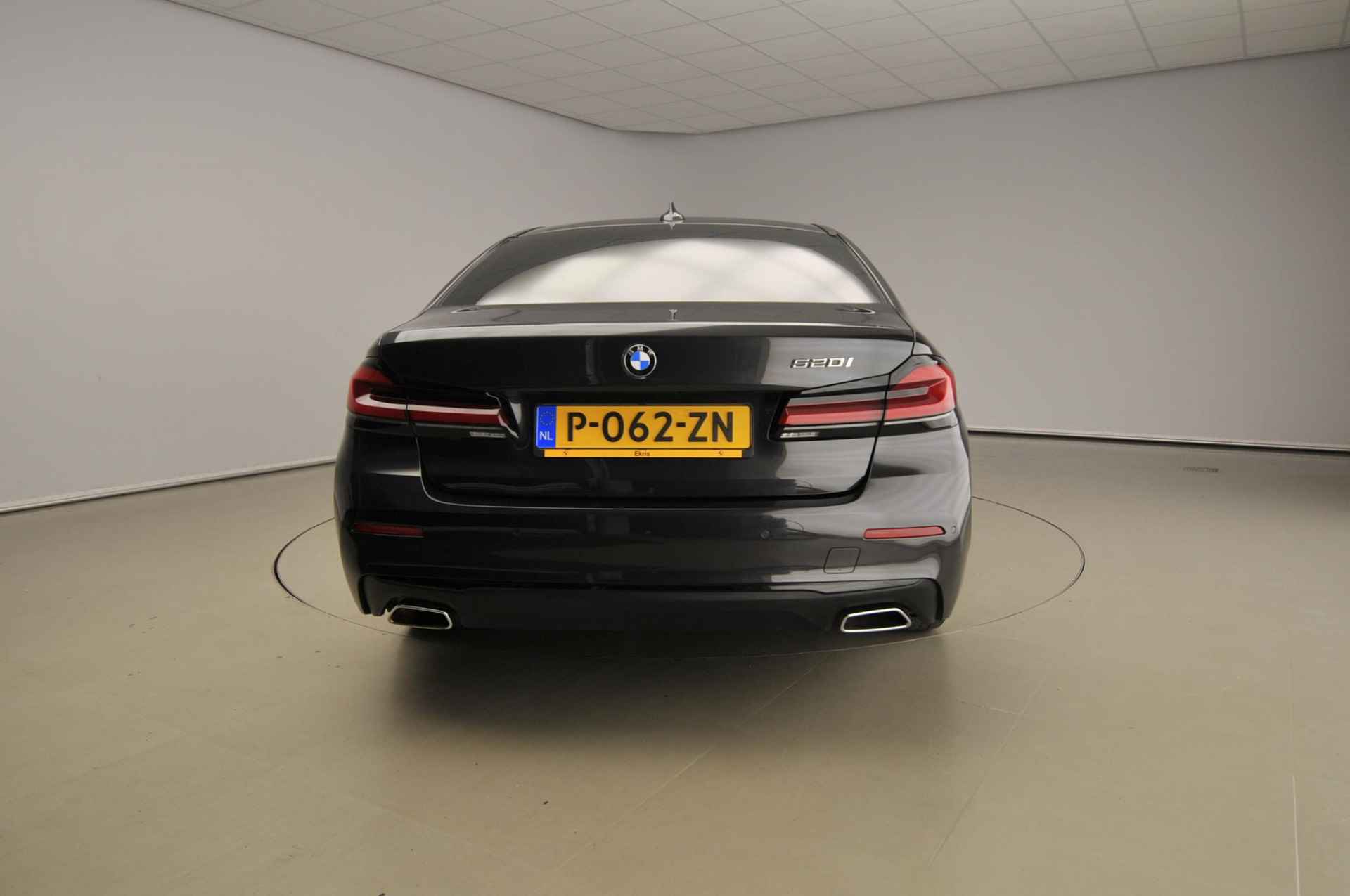 BMW 5-Serie Sedan 520i | Laserlicht | Leder | Navigatie | Comfortzetels | Stoelverwarming | Elektr. zetels | DAB | Alu 17 inch - 4/46