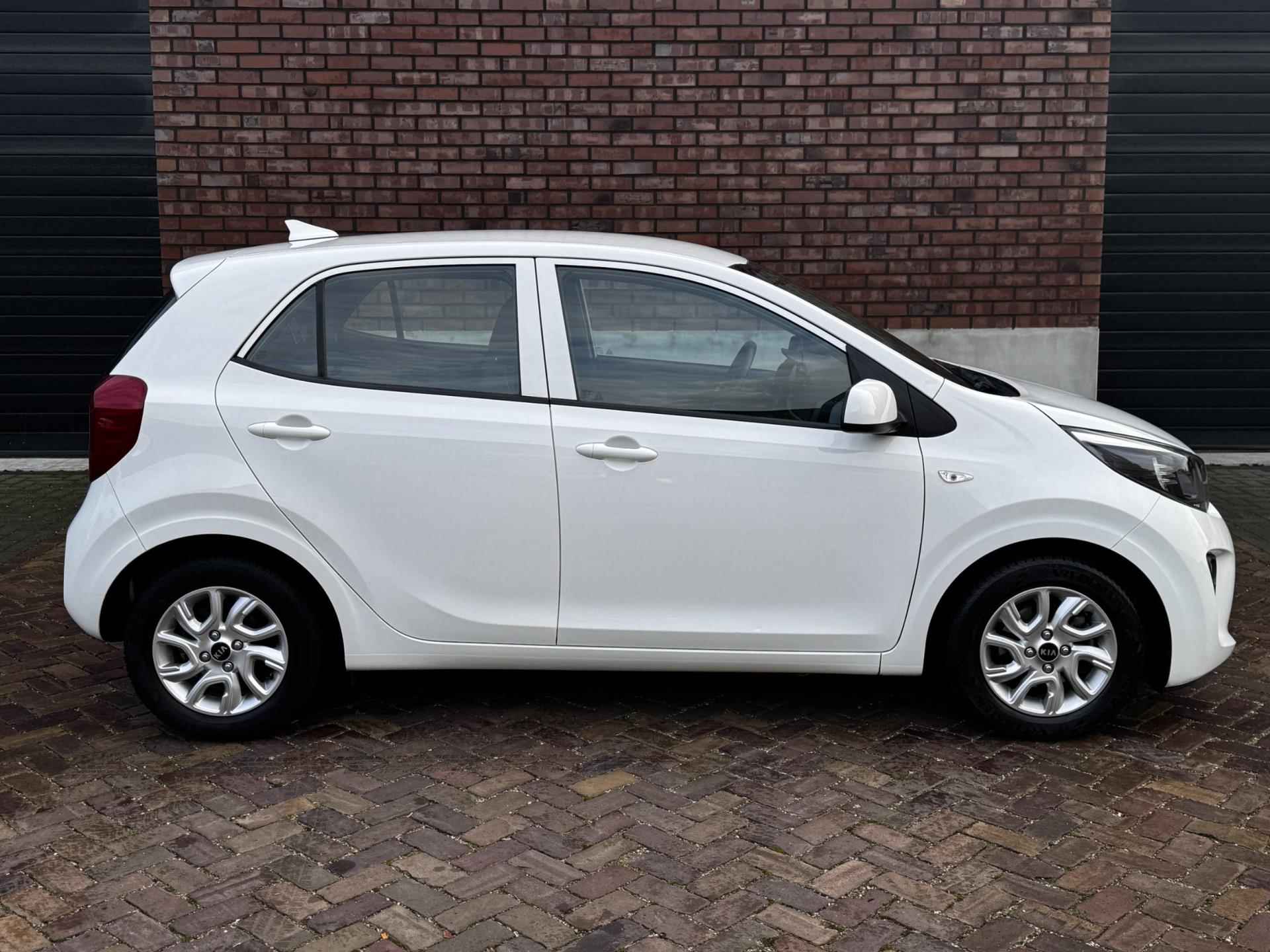 Kia Picanto 1.0 CVVT ComfortPlusLine Navigator / Navigatie + Camera / Airco / 1e Eigenaar / NED-Picanto - 10/25