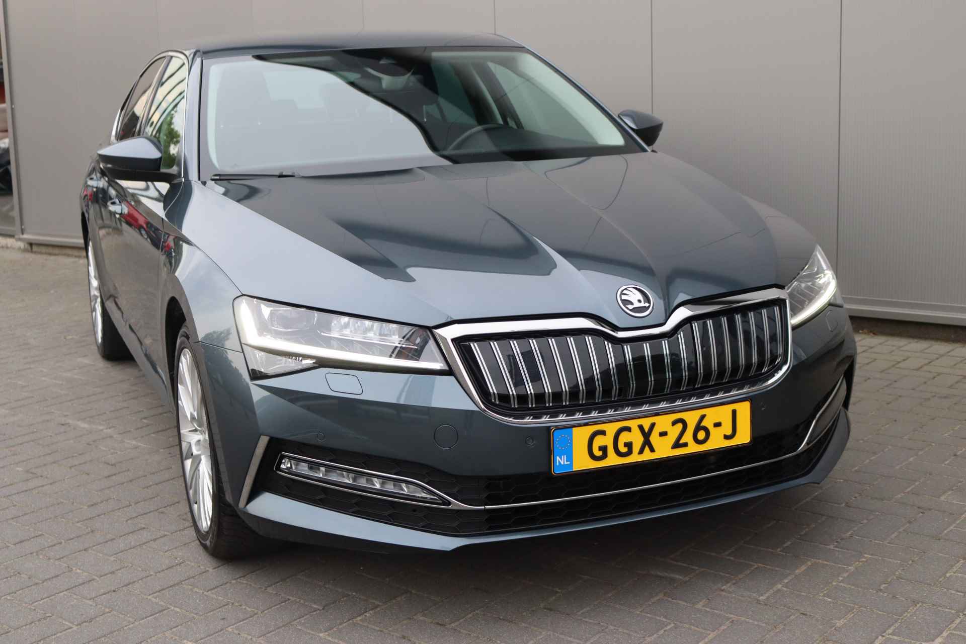 Škoda Superb 1.4 TSI iV PHEV Business Edition Plus Camera/Navigatie/Adaptive-cruise/Carplay-android - 9/30