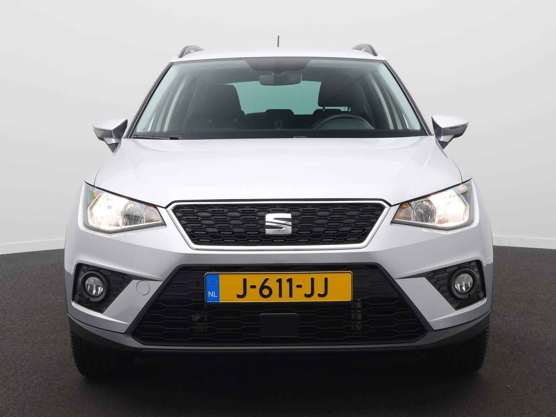 SEAT Arona 1.0 TSI Style Business Intense / Adaptive Cruise / Navigatie / Camera / Clima - 2/38