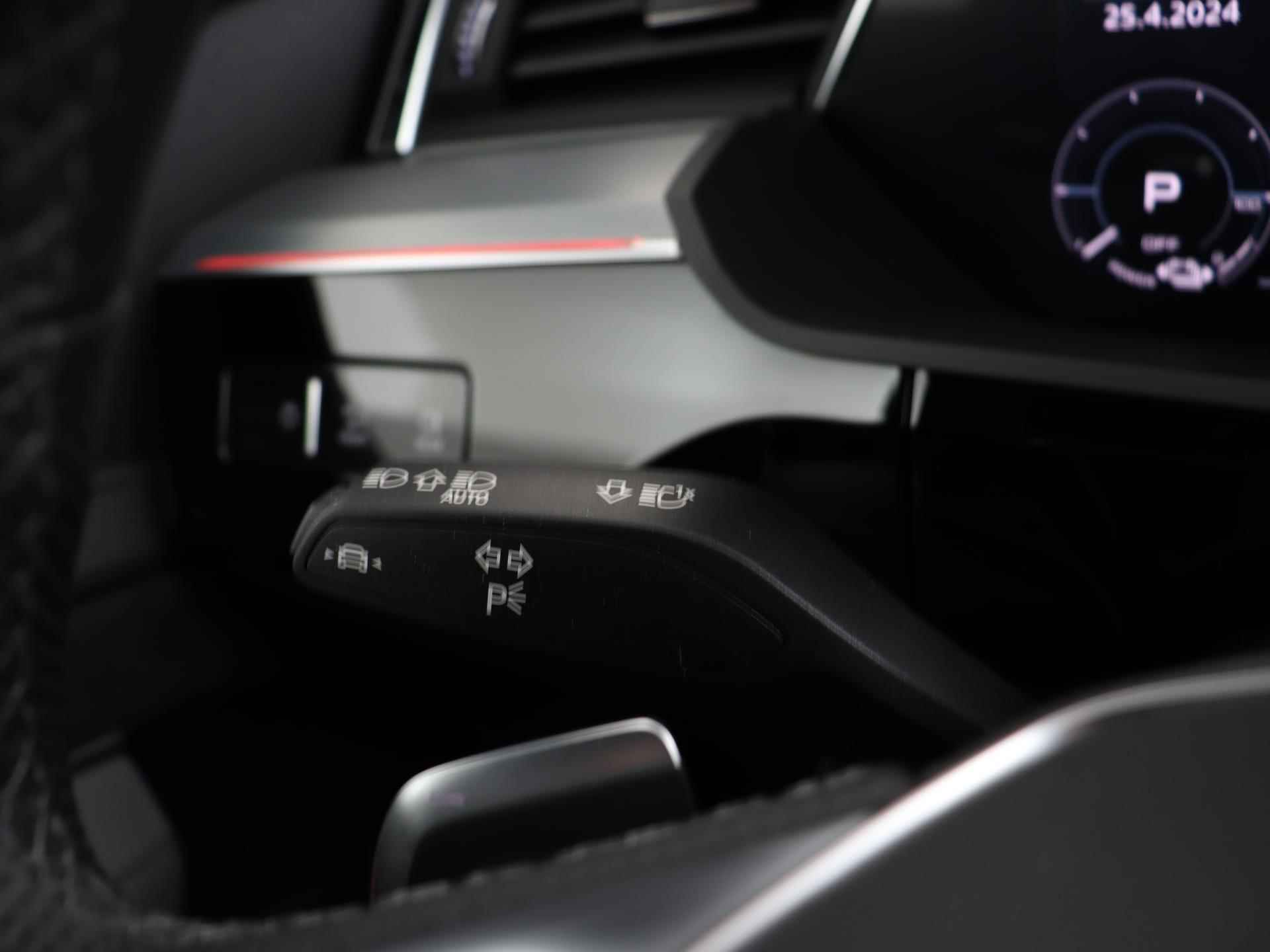 Audi Q8 e-tron 55 quattro S Edition 115 kWh 408 PK | S-Line | Panoramadak | Keyless | Matrix-LED | B&O | Apple CarPlay | - 36/65