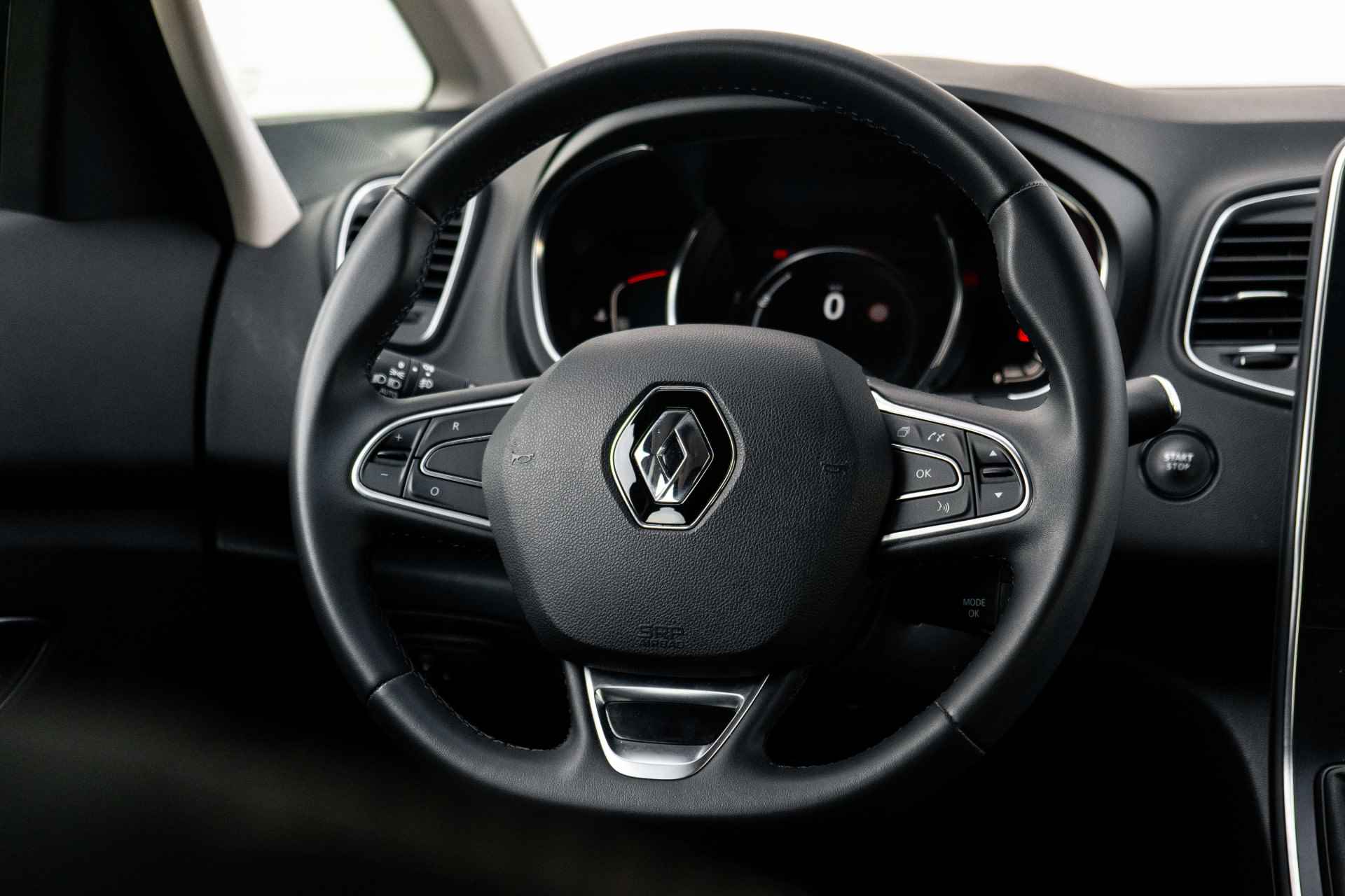 Renault Grand Scénic 1.3 TCe 140 PK Limited | Trekhaak | Parkeersensoren V + A | | incl. Bovag rijklaarpakket met 12 maanden garantie - 11/60