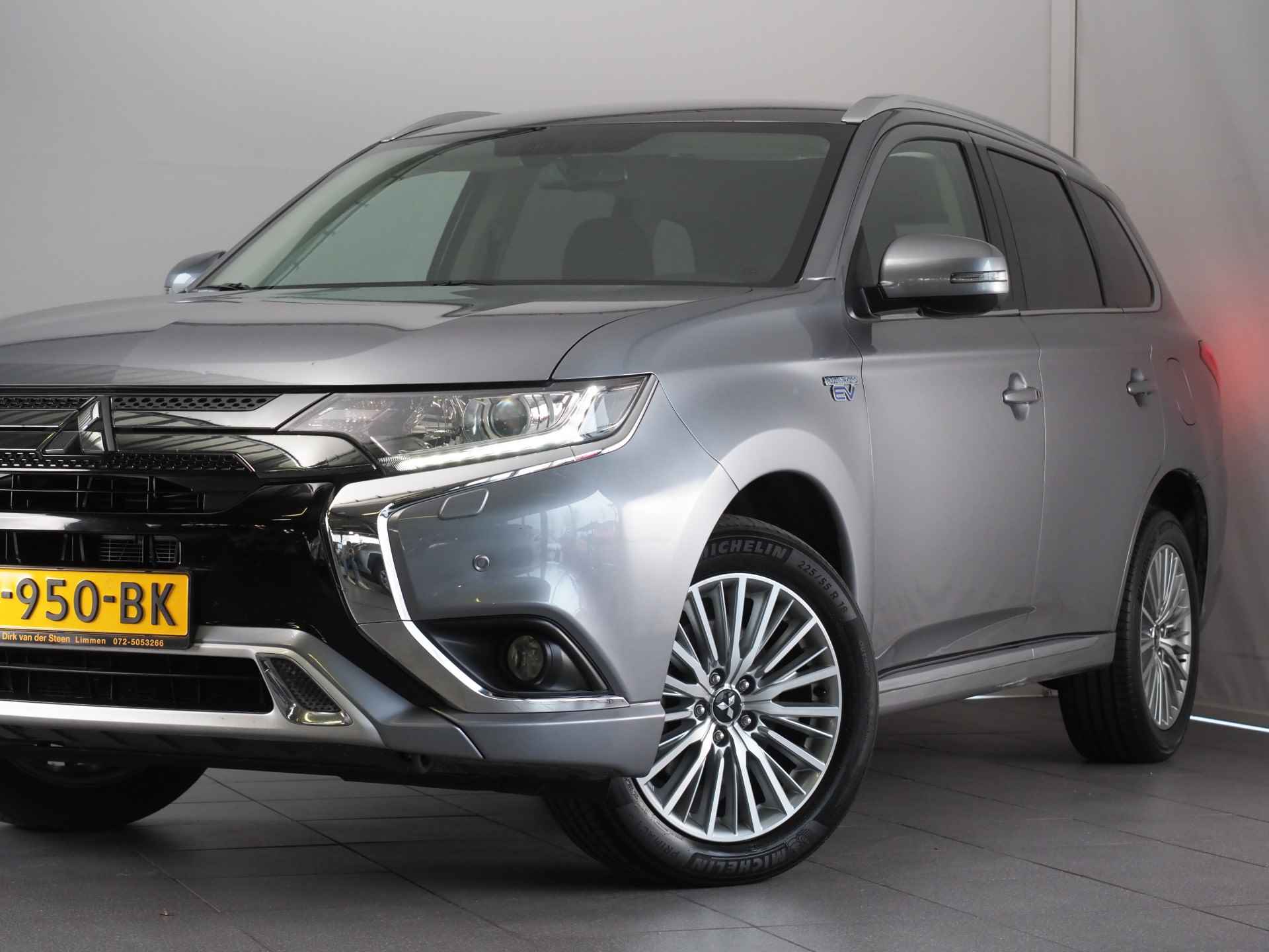 Mitsubishi Outlander 2.4 PHEV Pure+ - 14/31