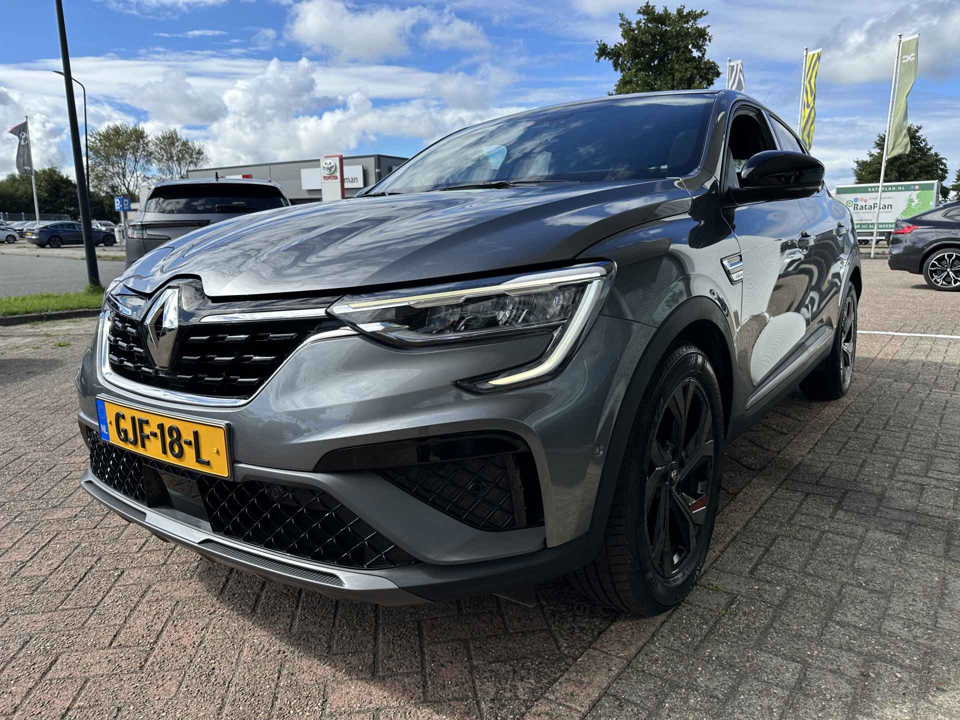 Renault Arkana 1.6 E-Tech Hybrid 145 R.S. Line | panoramadak | reservewiel | tijdelijk gratis Top Afleverpakket twv Eur 695 - 4/56