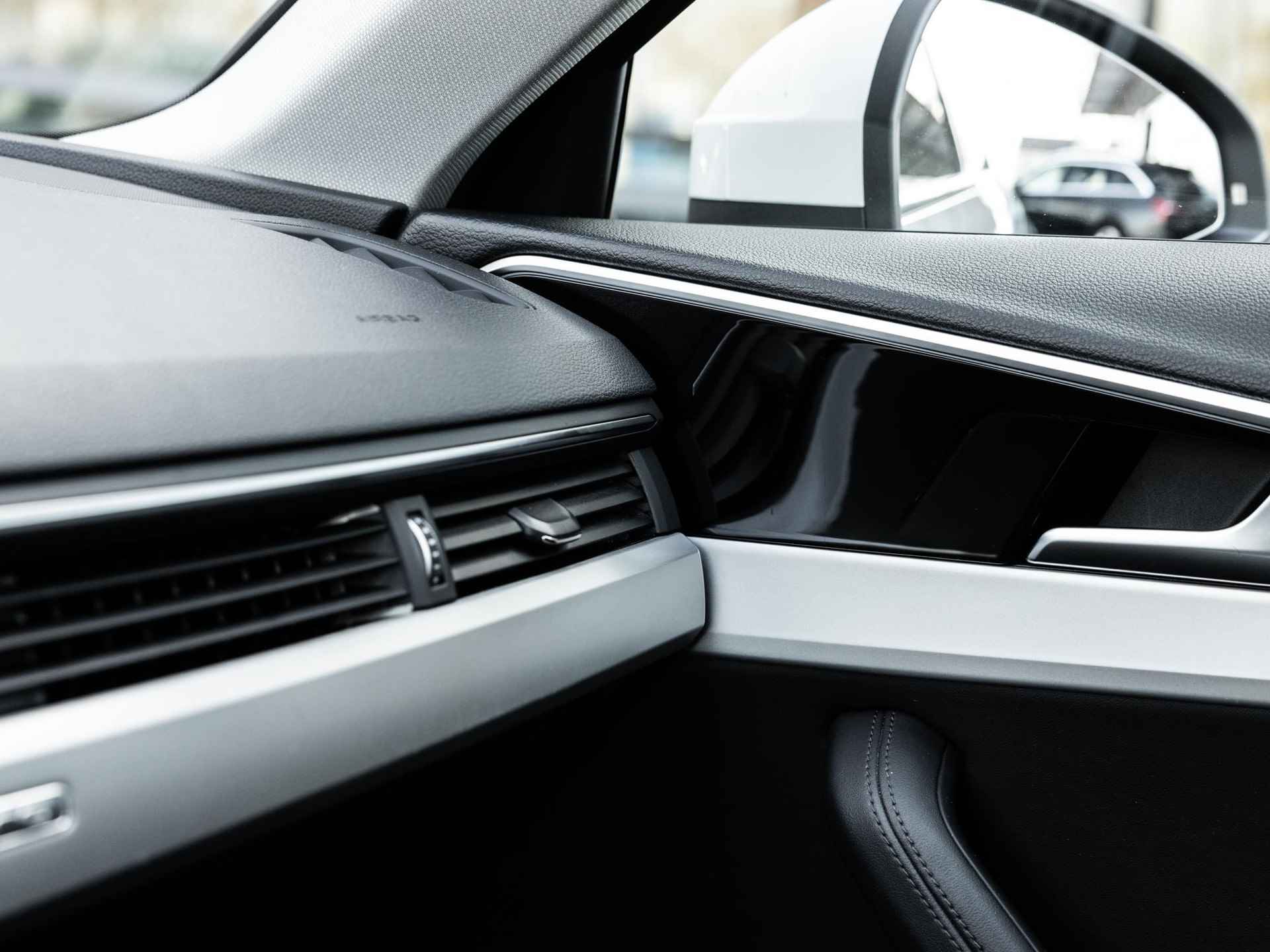 Audi A4 allroad quattro 45 TFSI  | Elektrische Uitklapbare Trekhaak | Navi | Leder | Camera | Panorama Dak | PDC V+A | Cruise | LED | Virtual Cockpit | Elektrische Achterklep | - 14/54