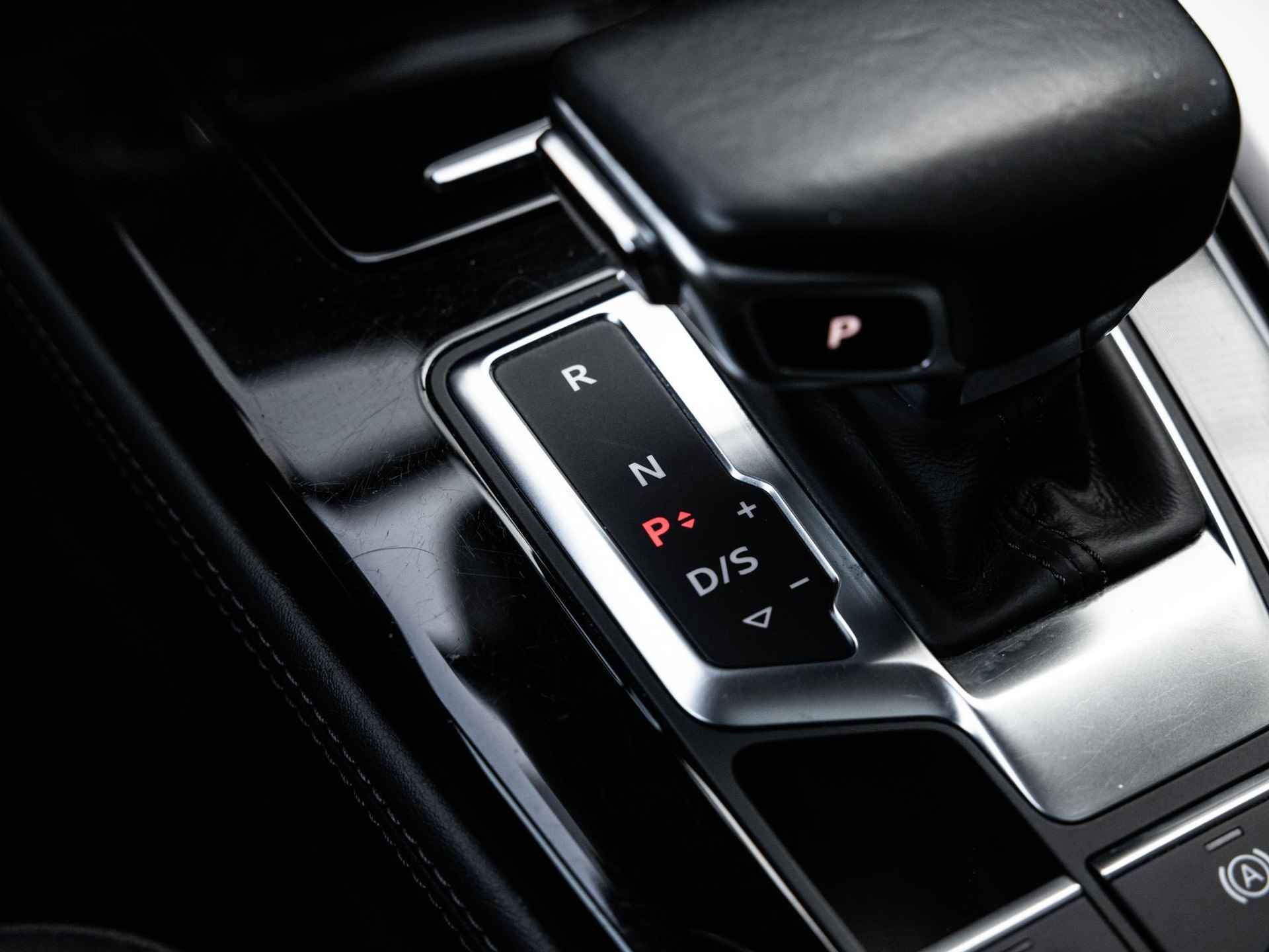 Audi A4 allroad quattro 45 TFSI  | Elektrische Uitklapbare Trekhaak | Navi | Leder | Camera | Panorama Dak | PDC V+A | Cruise | LED | Virtual Cockpit | Elektrische Achterklep | - 20/54