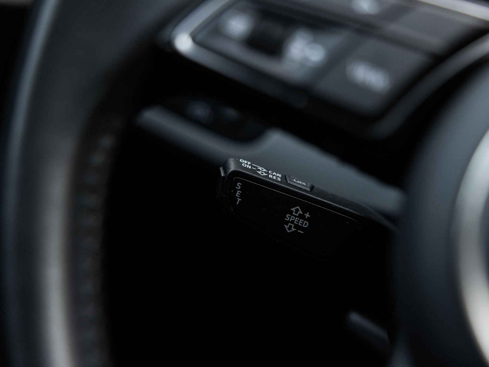 Audi A4 allroad quattro 45 TFSI  | Elektrische Uitklapbare Trekhaak | Navi | Leder | Camera | Panorama Dak | PDC V+A | Cruise | LED | Virtual Cockpit | Elektrische Achterklep | - 36/54