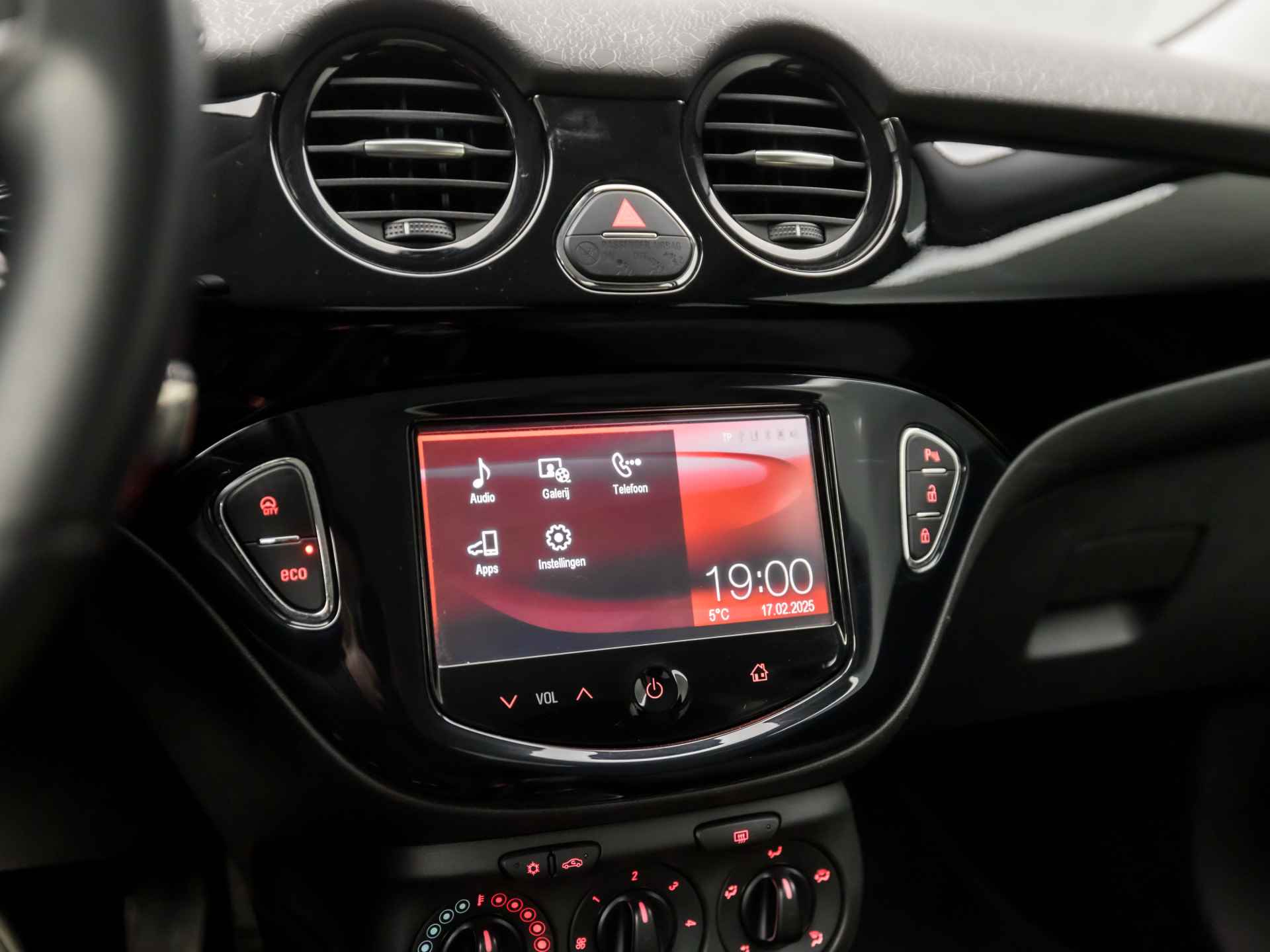 Opel ADAM 1.0 Turbo Jam (SCHERM, NAP, CRUISE, SPORTSTOELEN, PARKEERSENSOREN, BLUETOOTH, DAB+, NIEUWE APK, NIEUWSTAAT) - 8/29