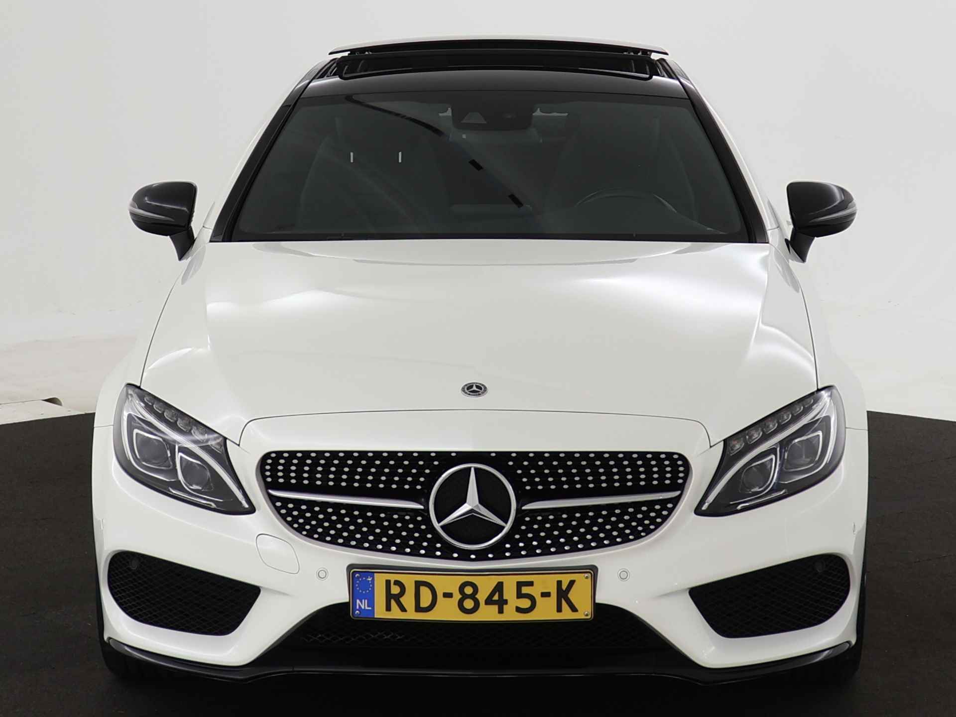 Mercedes-Benz C-Klasse 180 AMG Premium Multispaaks lichtmetalen velgen | Panoramadak | Multispaaks lichtmetalen | Navigatie | Parking support | - 29/46