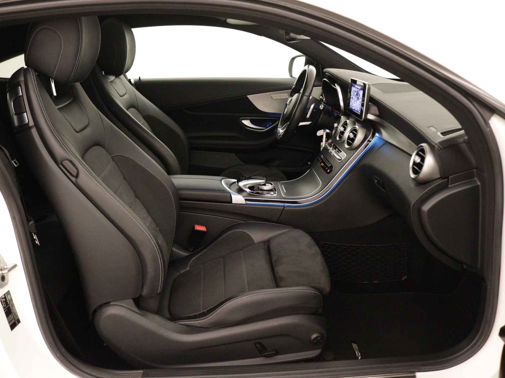 Mercedes-Benz C-Klasse 180 AMG Premium Multispaaks lichtmetalen velgen | Panoramadak | Multispaaks lichtmetalen | Navigatie | Parking support | - 32/46
