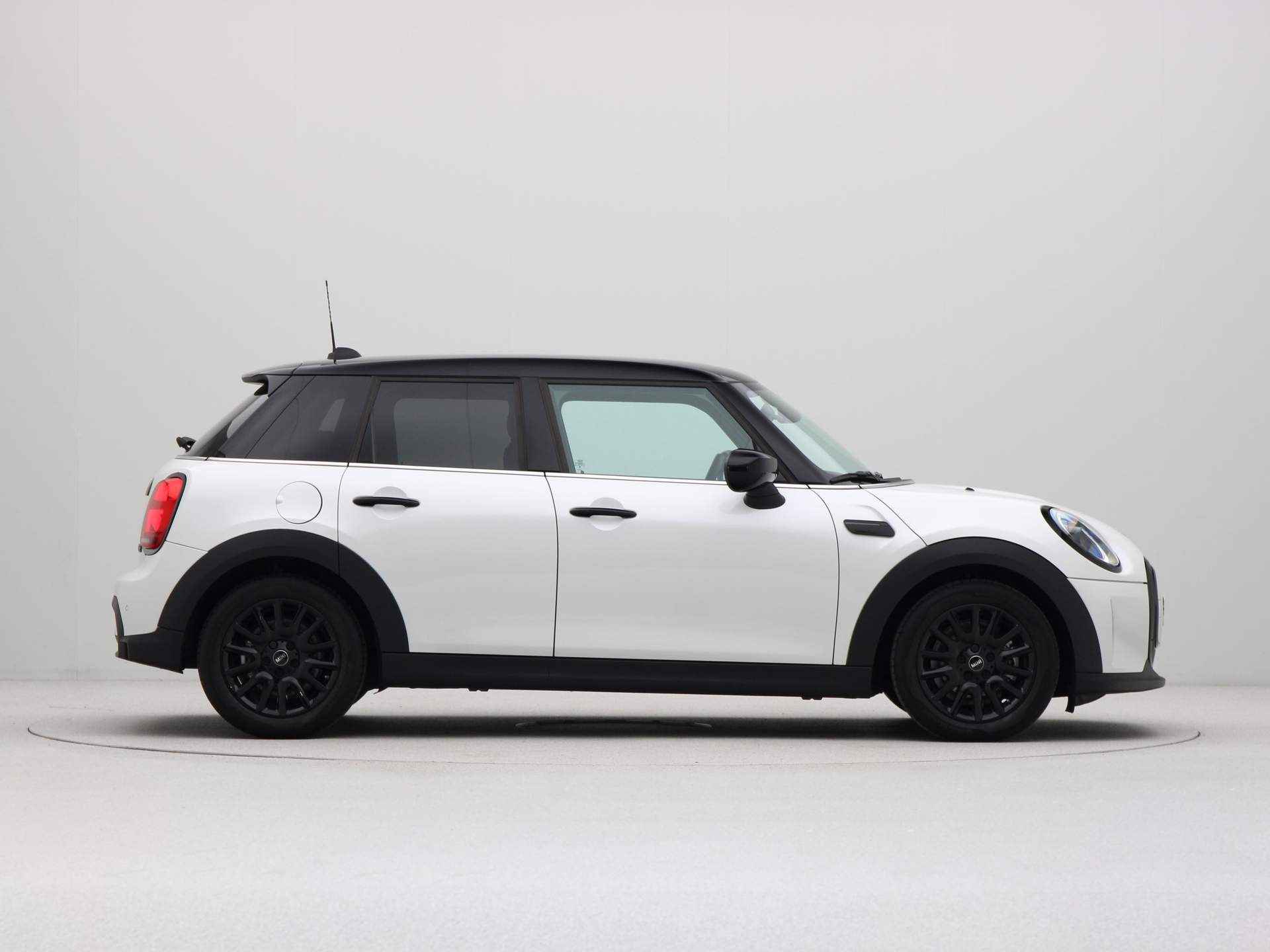 MINI 5-deurs Cooper Camden Edition Aut. - 9/22