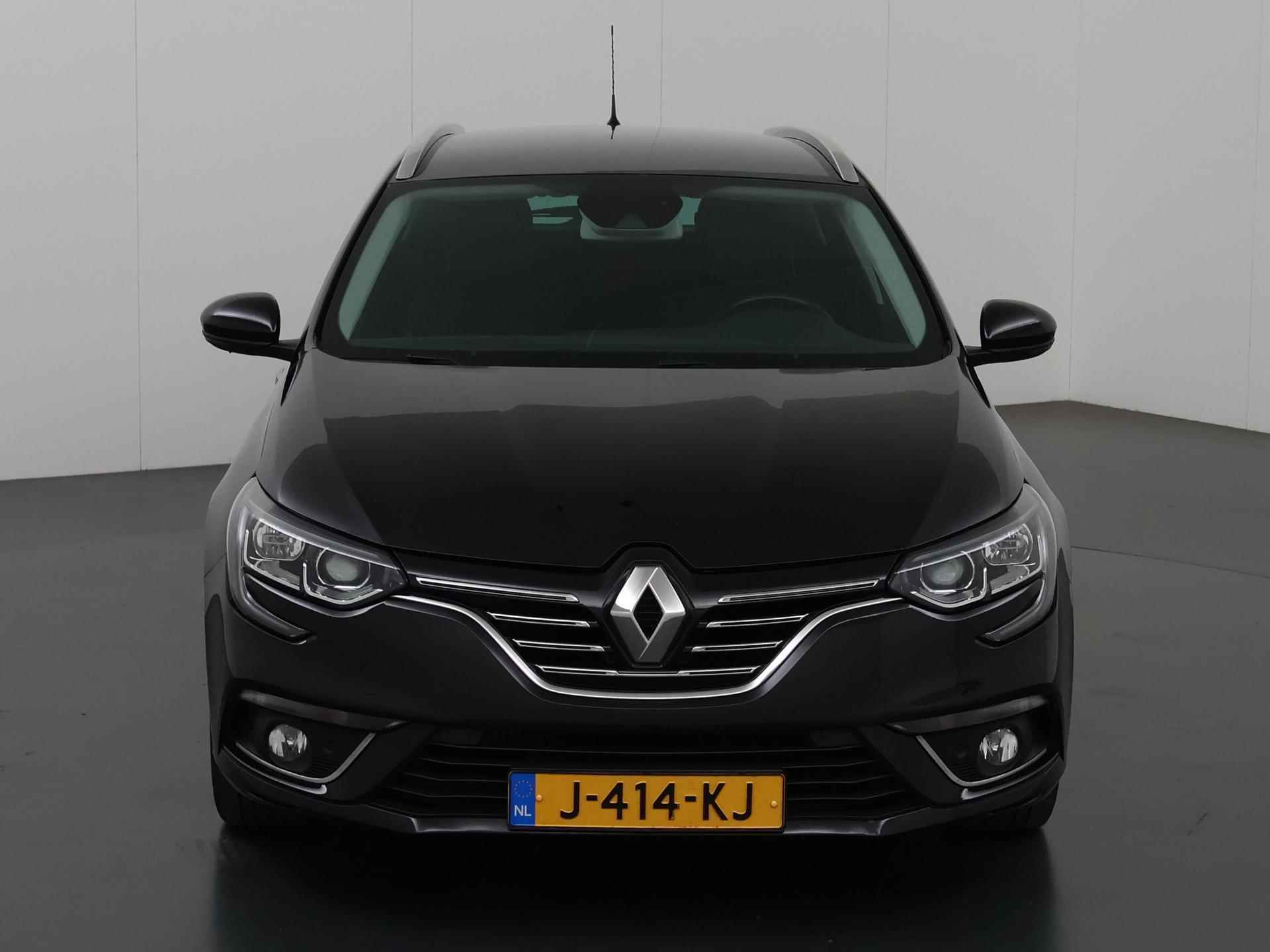 Renault Mégane Estate 1.3 TCe Bose | Trekhaak | Navigatie | Parkeercamera | Keyless Go | Climate Controle | Bose Sound | - 4/49