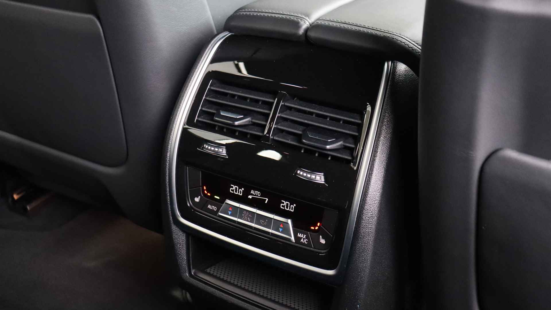 BMW X5 M Competition | M Drivers Package | Sky Lounge | Bowers & Wilkins | Stoelventilatie | Trekhaak | Soft-Close | - 41/52