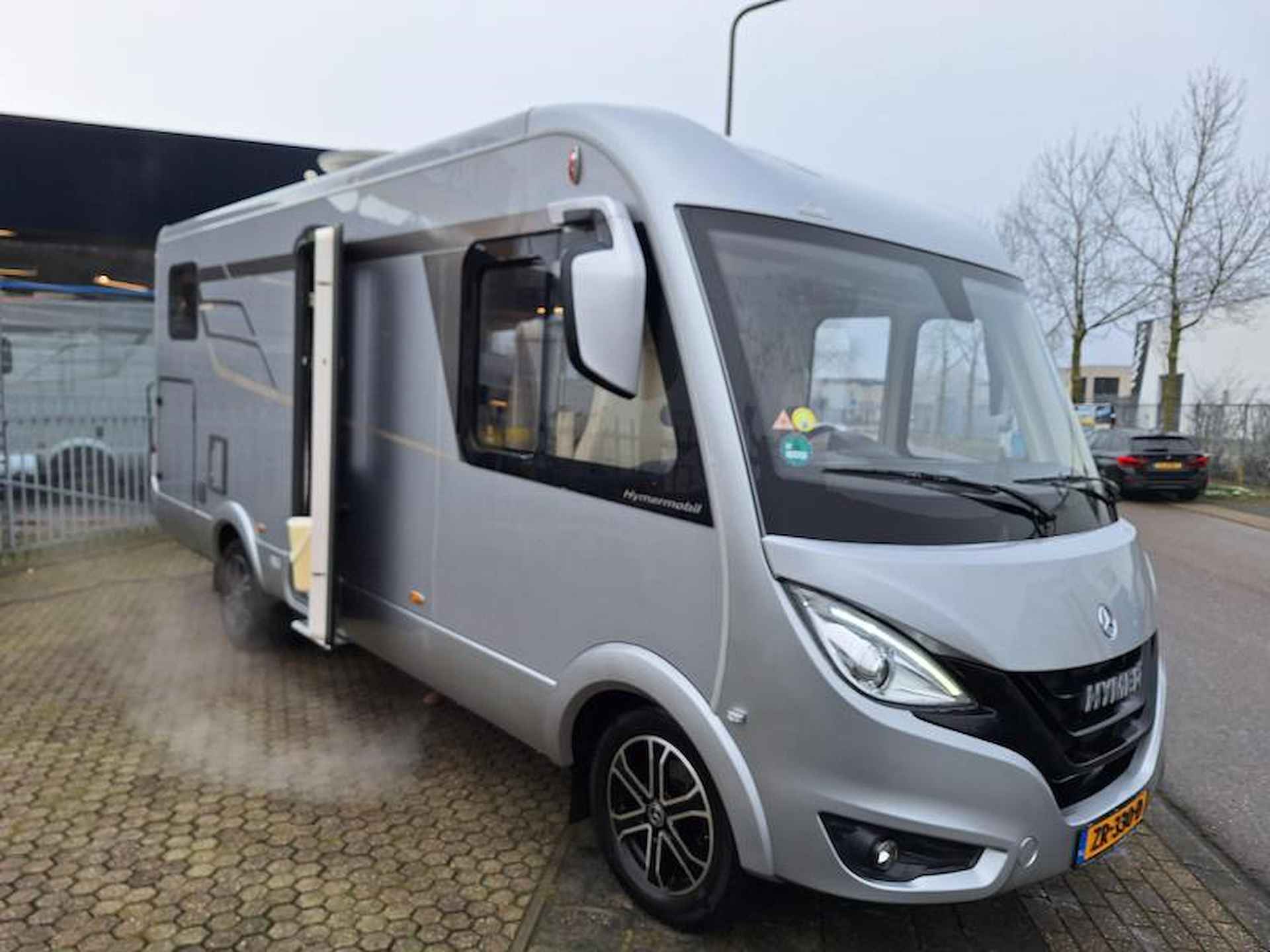 Hymer BMC-I 550 - BOVENKASTEN + LPG +LEER - 18/25