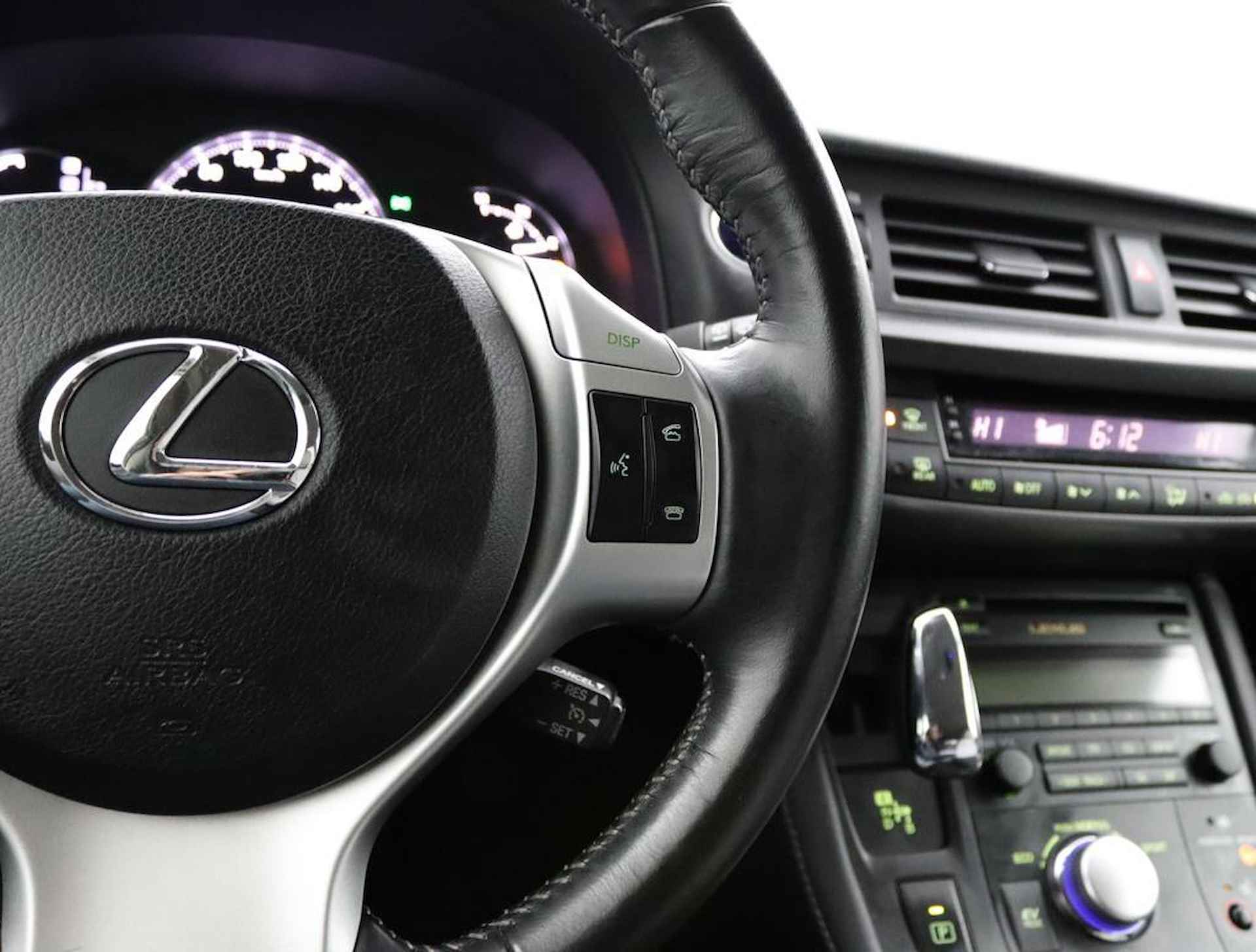 Lexus CT 200h Hybrid | Leder | Stoelverwarming | Parkeersensoren - 19/44