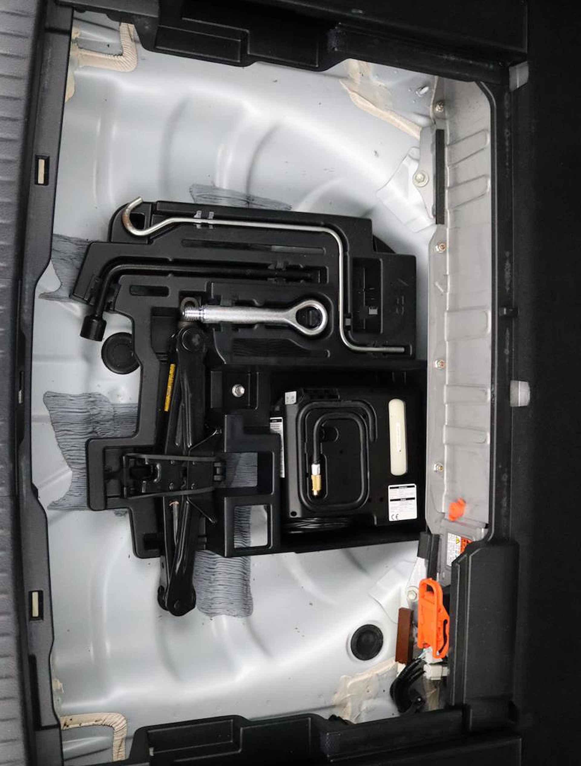 Lexus CT 200h Hybrid | Leder | Stoelverwarming | Parkeersensoren - 31/44