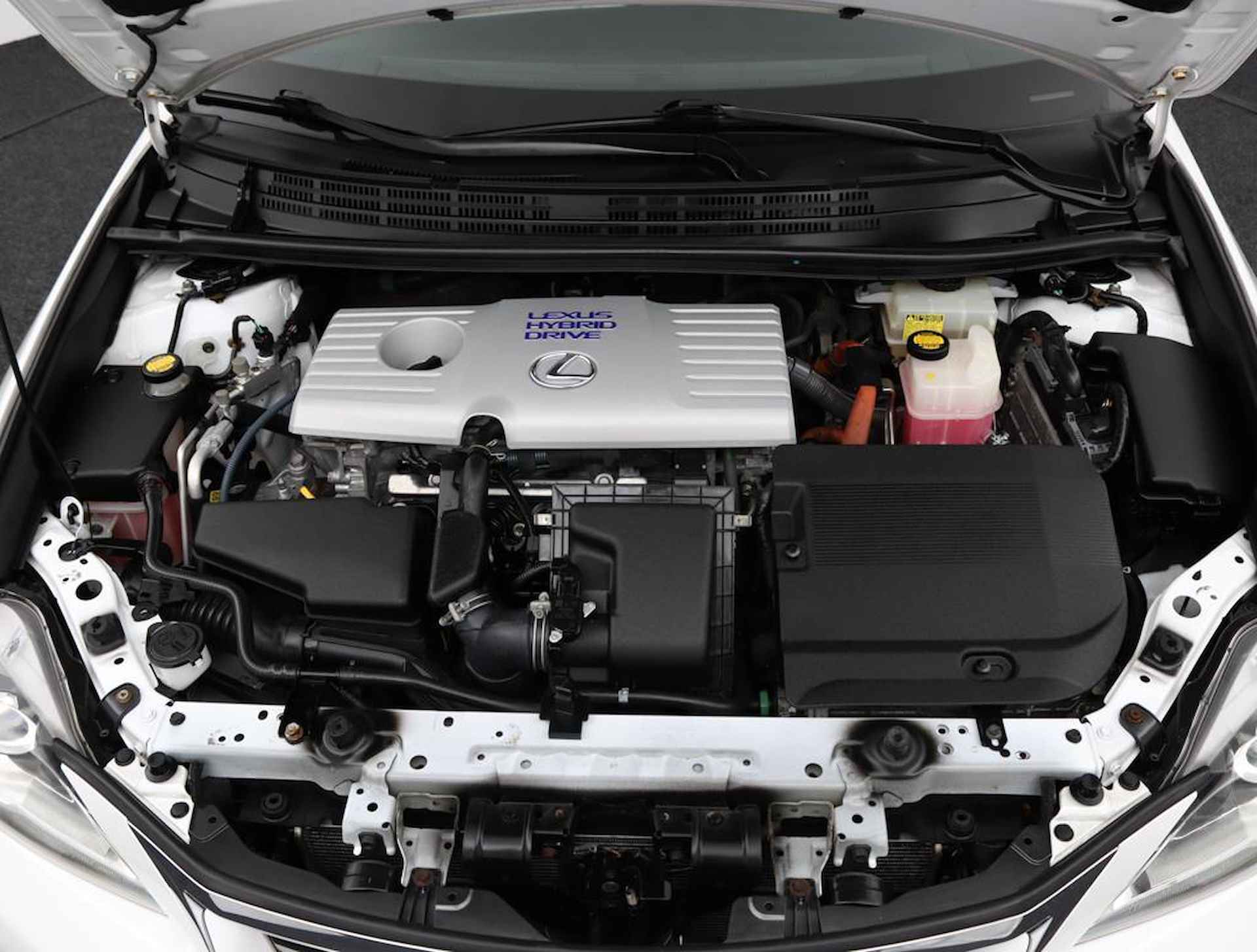 Lexus CT 200h Hybrid | Leder | Stoelverwarming | Parkeersensoren - 32/44