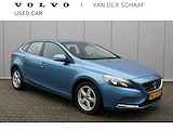 Volvo V40 T2 Kinetic | Stoelverwarming | Park assist voor en achter | Navigatie | Dealer onderhouden