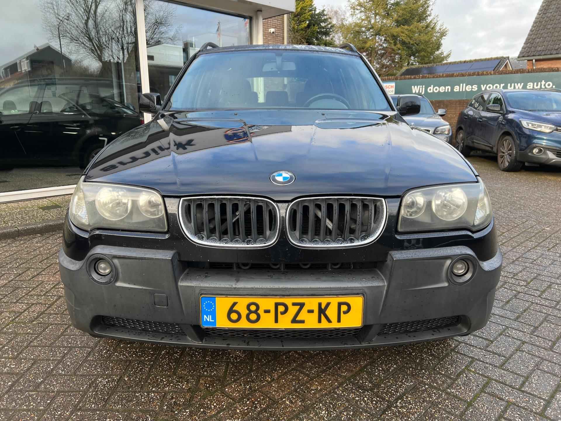 BMW X3 3.0i Executive - 3/26