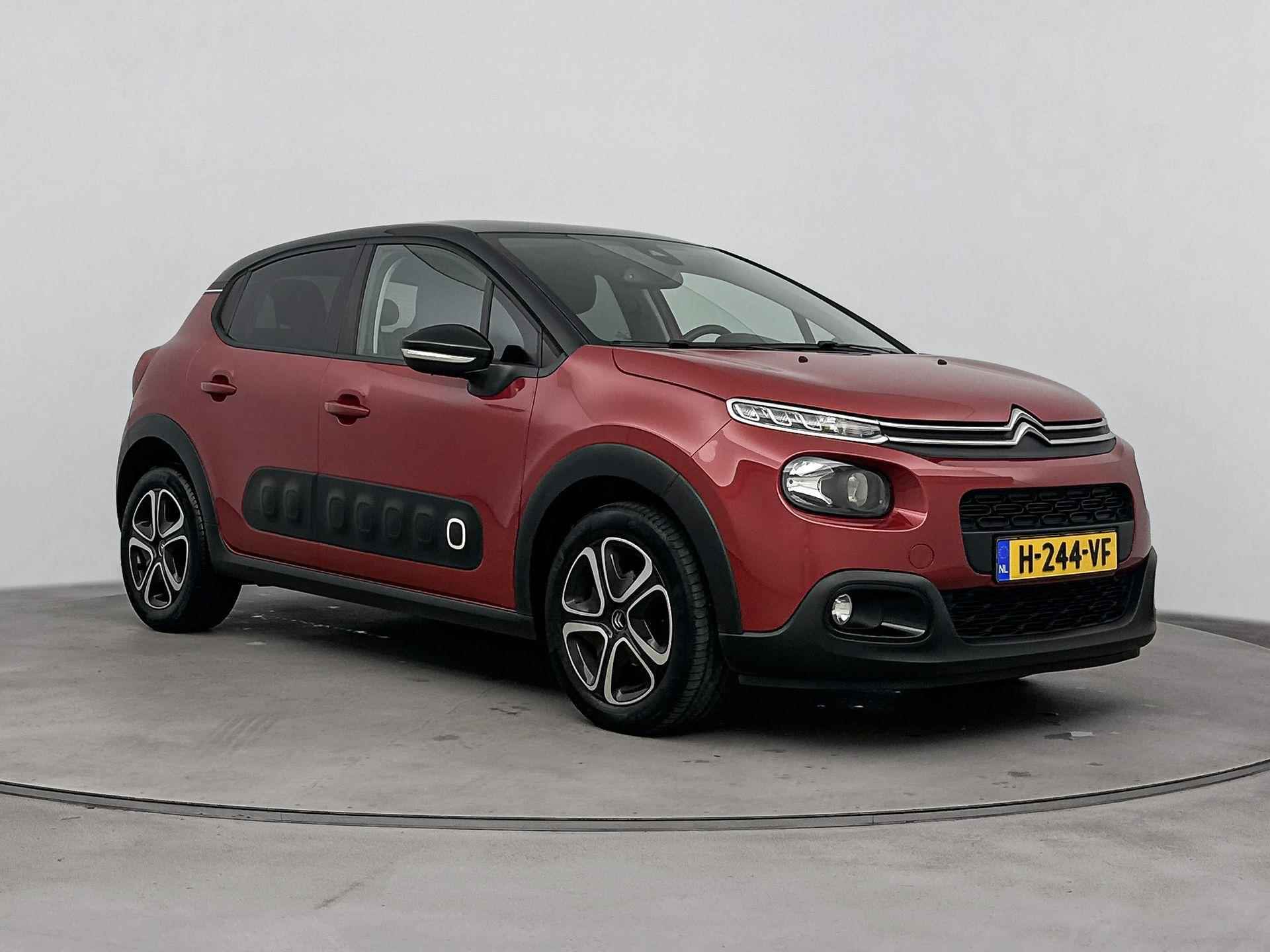 Citroen C3 1.2 82pk Feel Edition (1ste eig./PDC/Climate/P.Glass/NAV./AppleCarPlay) - 3/33