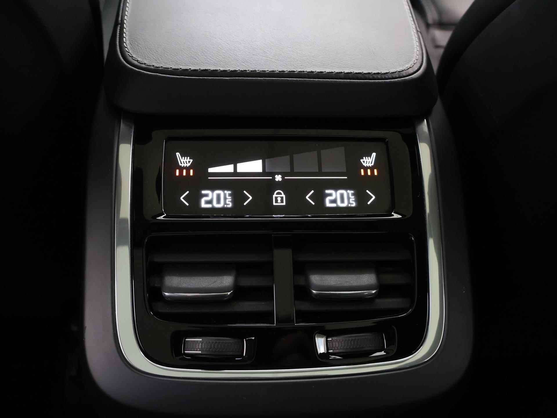 Volvo XC90 2.0 T8 Twin Engine AWD Inscription Intro Edition | Trekhaak | Luchtvering | Panoramadak | Digitaal dashboard | Keyless Go | Navigatie | Parkeercamera | Sound by Bowers&Wilkins | - 43/53