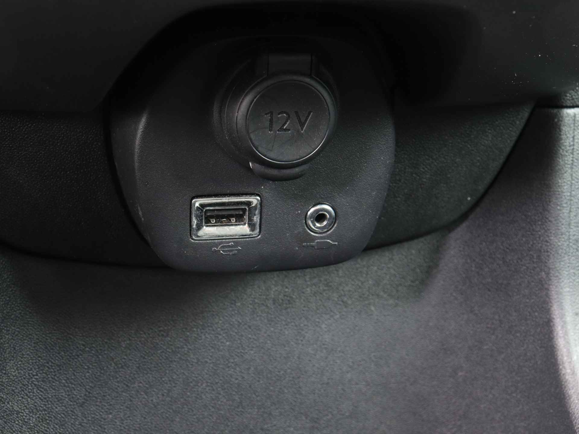 Toyota Aygo 1.0 VVT-i x-play | Airco | Bluetooth | Camera | - 35/41