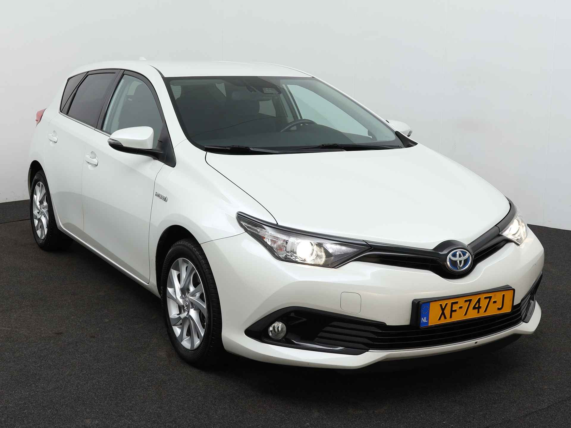 Toyota Auris 1.8 Hybrid Energy Plus | Navigatie | Camera | Parkeersensoren | - 28/41