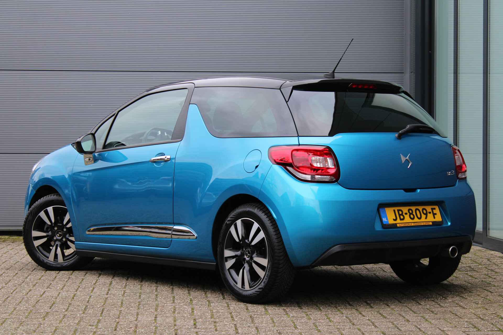 DS DS 3 1.2 PureTech Business | Navigatie | Origin NL | Cruise control | DAB | Climate | Parkeersensoren - 3/34