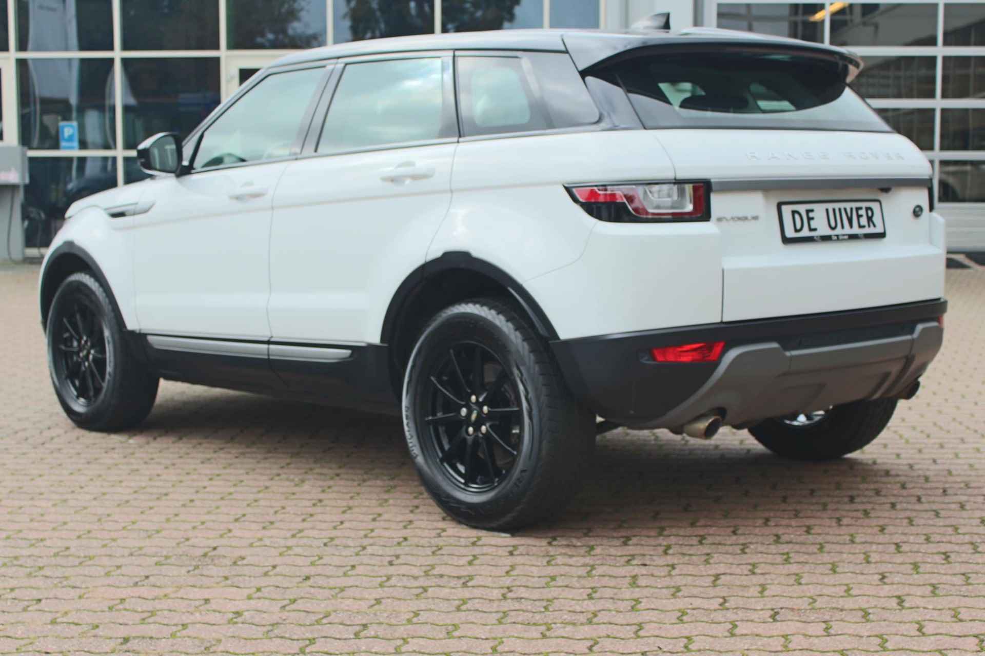 Land Rover Range Rover Evoque 2.0 TD4 Urban Series - 8/47