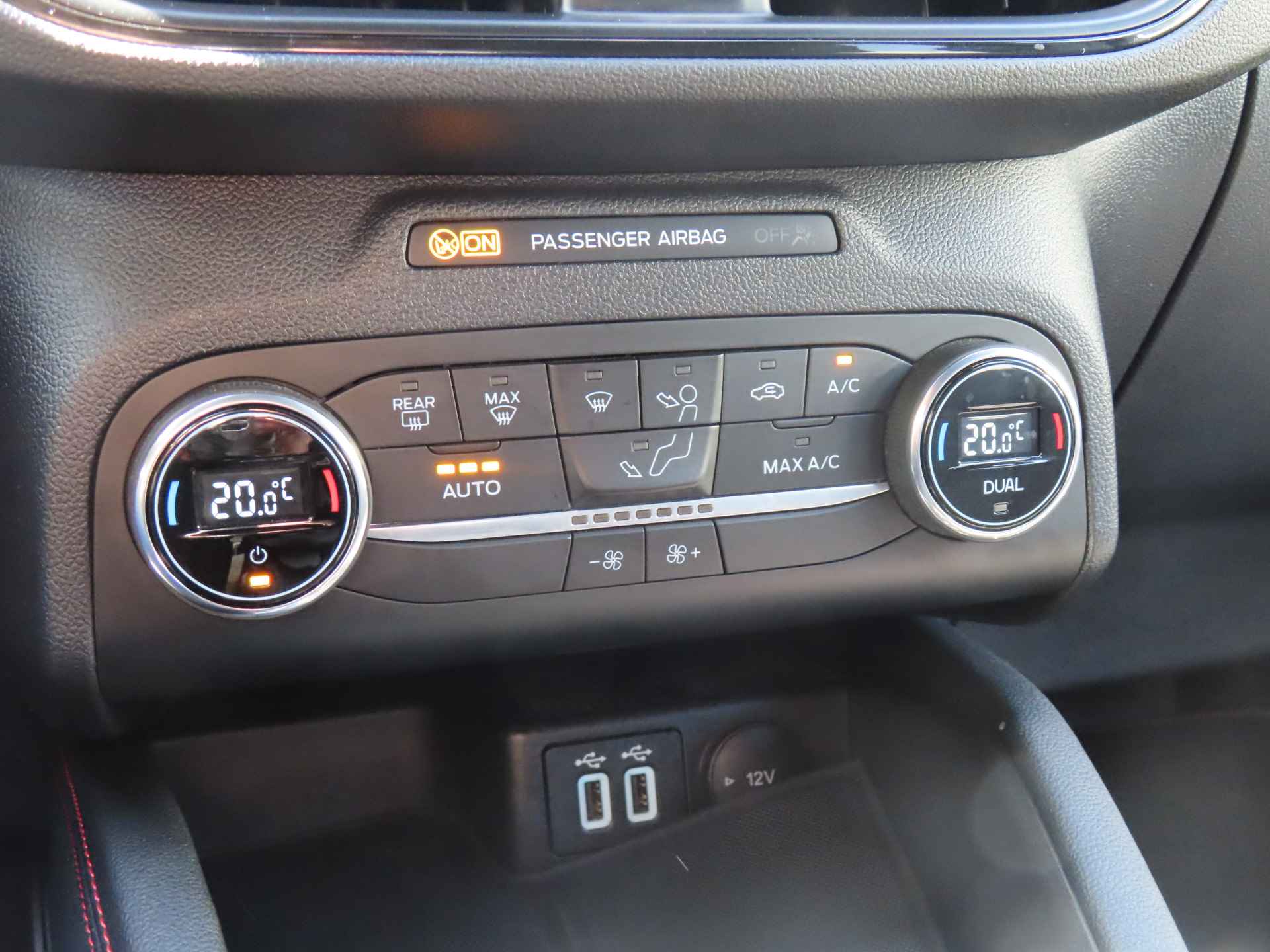 Ford Kuga 2.5 PHEV ST-Line *Navigatie*Digital cockpit* - 7/19
