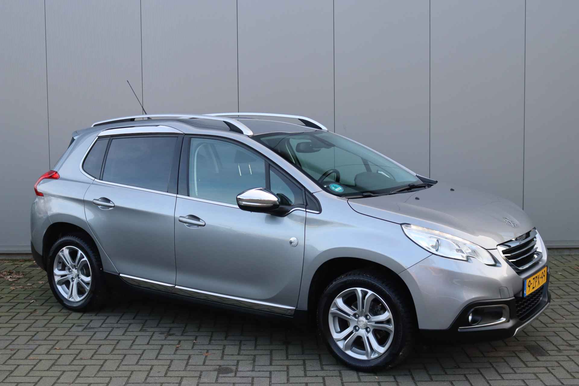 Peugeot 2008 1.2 PureT. Crossway Navigatie/Trekhaak/Cruisecontrol/Parkeerhulp - 2/29