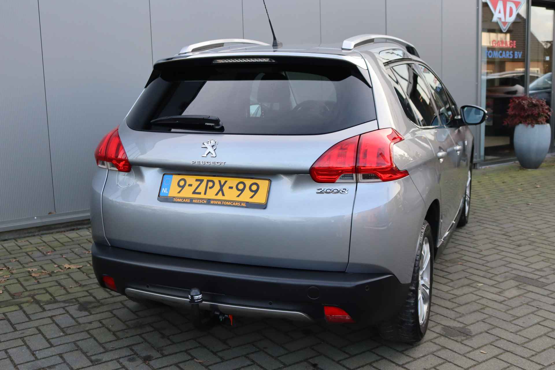 Peugeot 2008 1.2 PureT. Crossway Navigatie/Trekhaak/Cruisecontrol/Parkeerhulp - 10/29