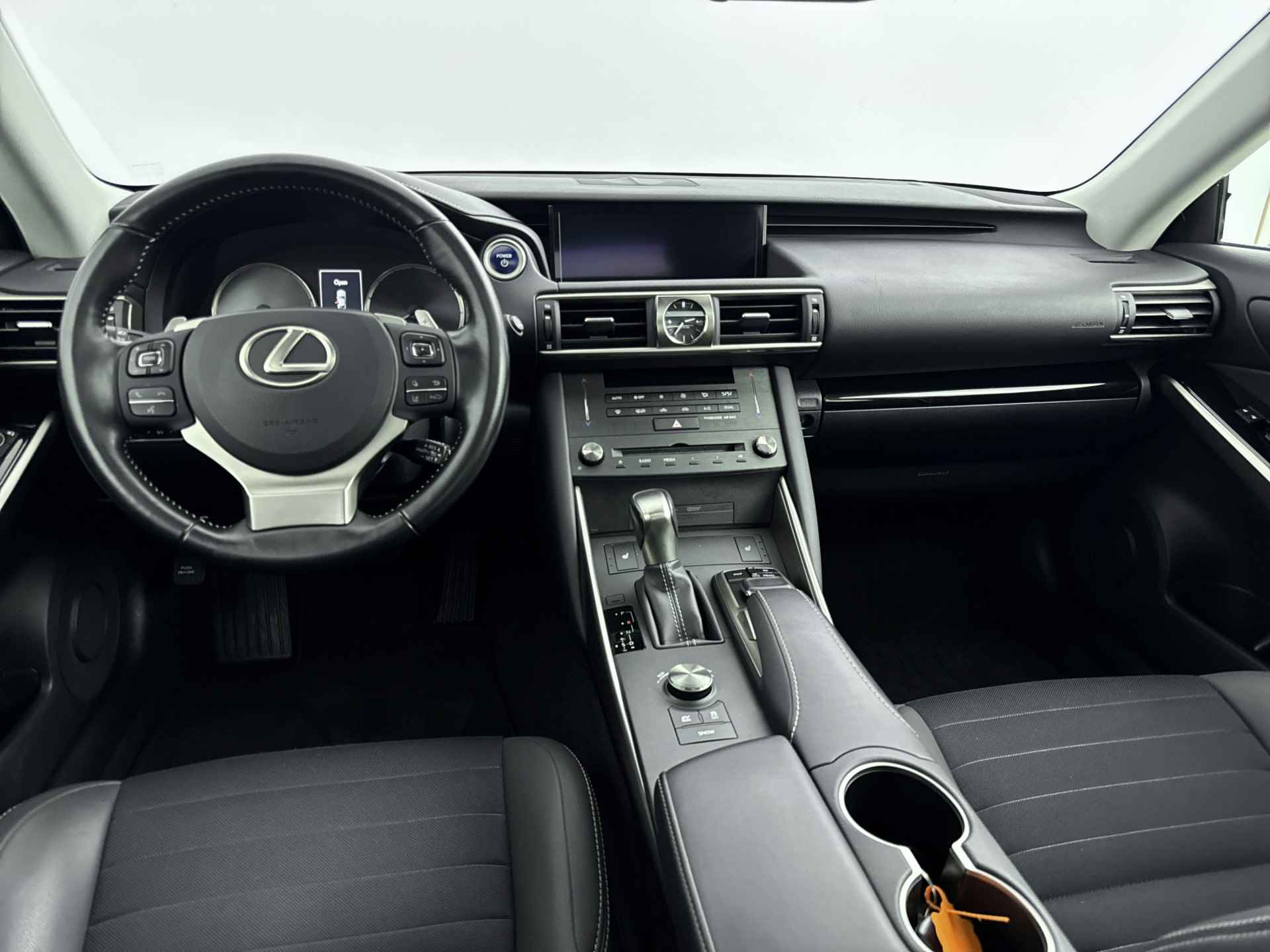 Lexus IS 300h Hybrid Business Line Pro | Stoelverwarming | Triple Led Verlichting | Keyless Entry | - 6/41