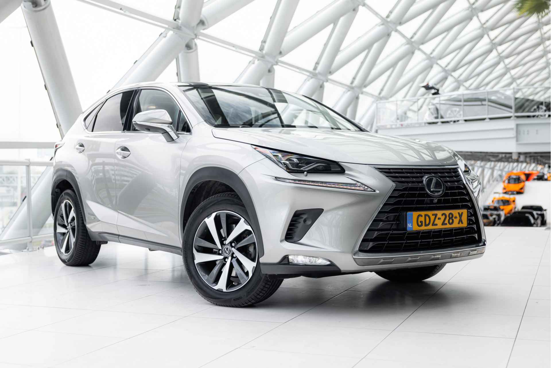 Lexus NX 300h AWD President Line Limited | Panoramadak | Mark Levinson Audio | 360 Camera | Stoelgeheugen | Dodehoek Detectie | Stoelverwarming/-Verkoeling | - 8/69