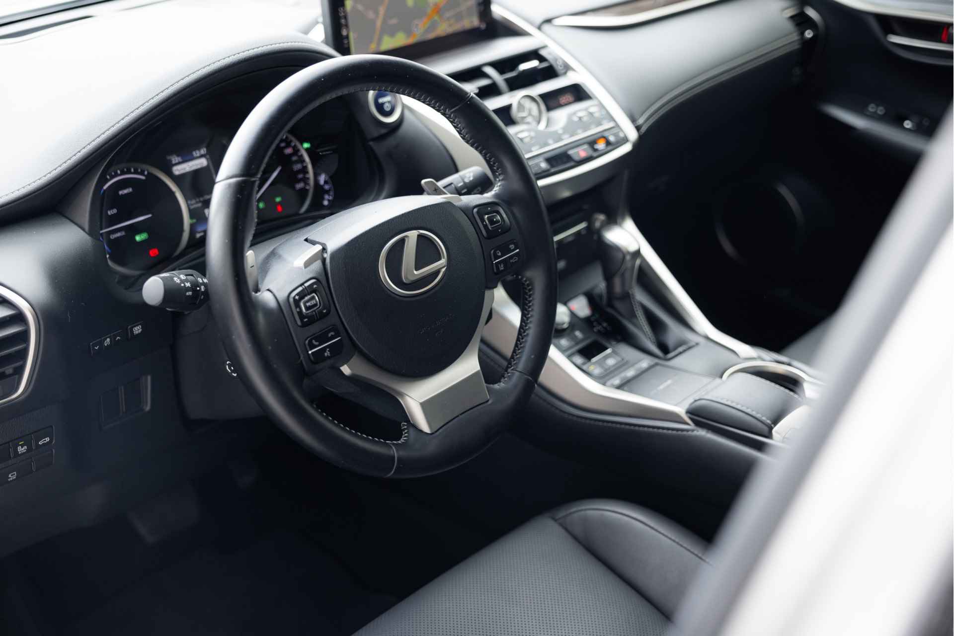 Lexus NX 300h AWD President Line Limited | Panoramadak | Mark Levinson Audio | 360 Camera | Stoelgeheugen | Dodehoek Detectie | Stoelverwarming/-Verkoeling | - 20/69