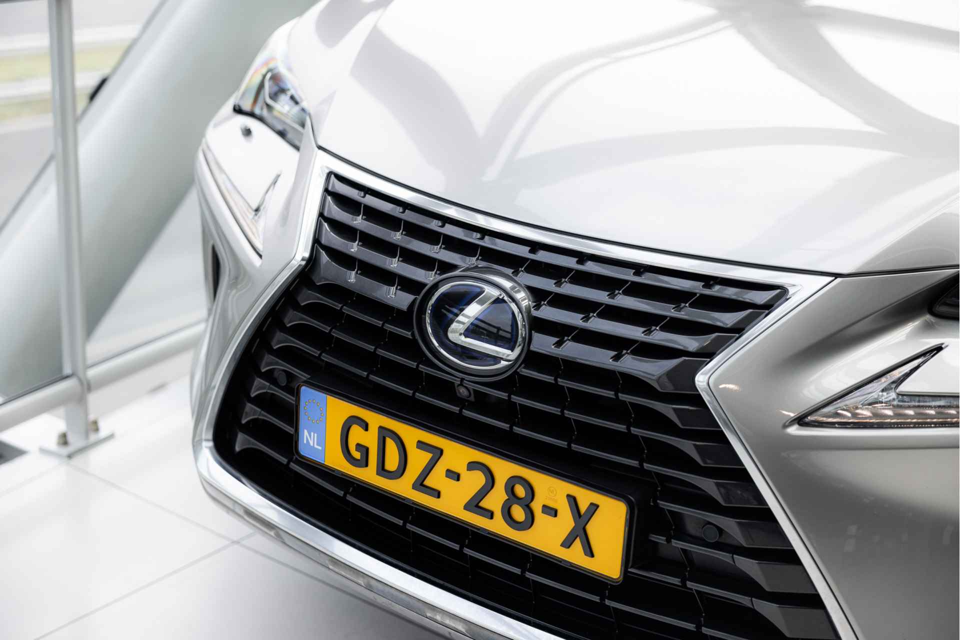 Lexus NX 300h AWD President Line Limited | Panoramadak | Mark Levinson Audio | 360 Camera | Stoelgeheugen | Dodehoek Detectie | Stoelverwarming/-Verkoeling | - 46/69