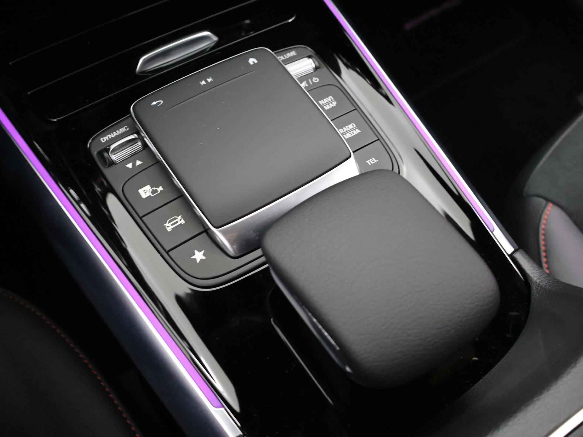 Mercedes-Benz EQA 250 Sport Edition | Premium Pakket | 19" AMG-velgen | Privacy Glass | Stoelverwarming | Achteruitrijcamera | - 27/46