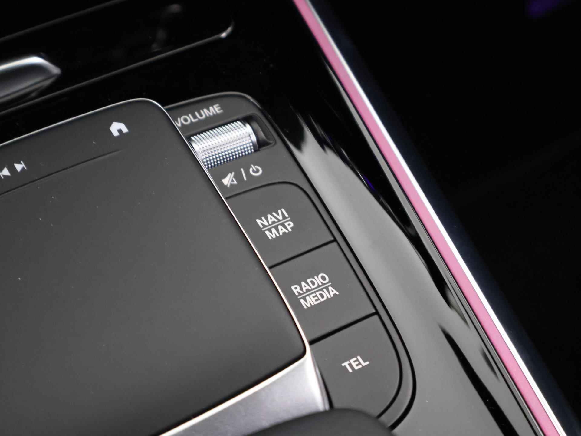 Mercedes-Benz EQA 250 Sport Edition | Premium Pakket | 19" AMG-velgen | Privacy Glass | Stoelverwarming | Achteruitrijcamera | - 29/46